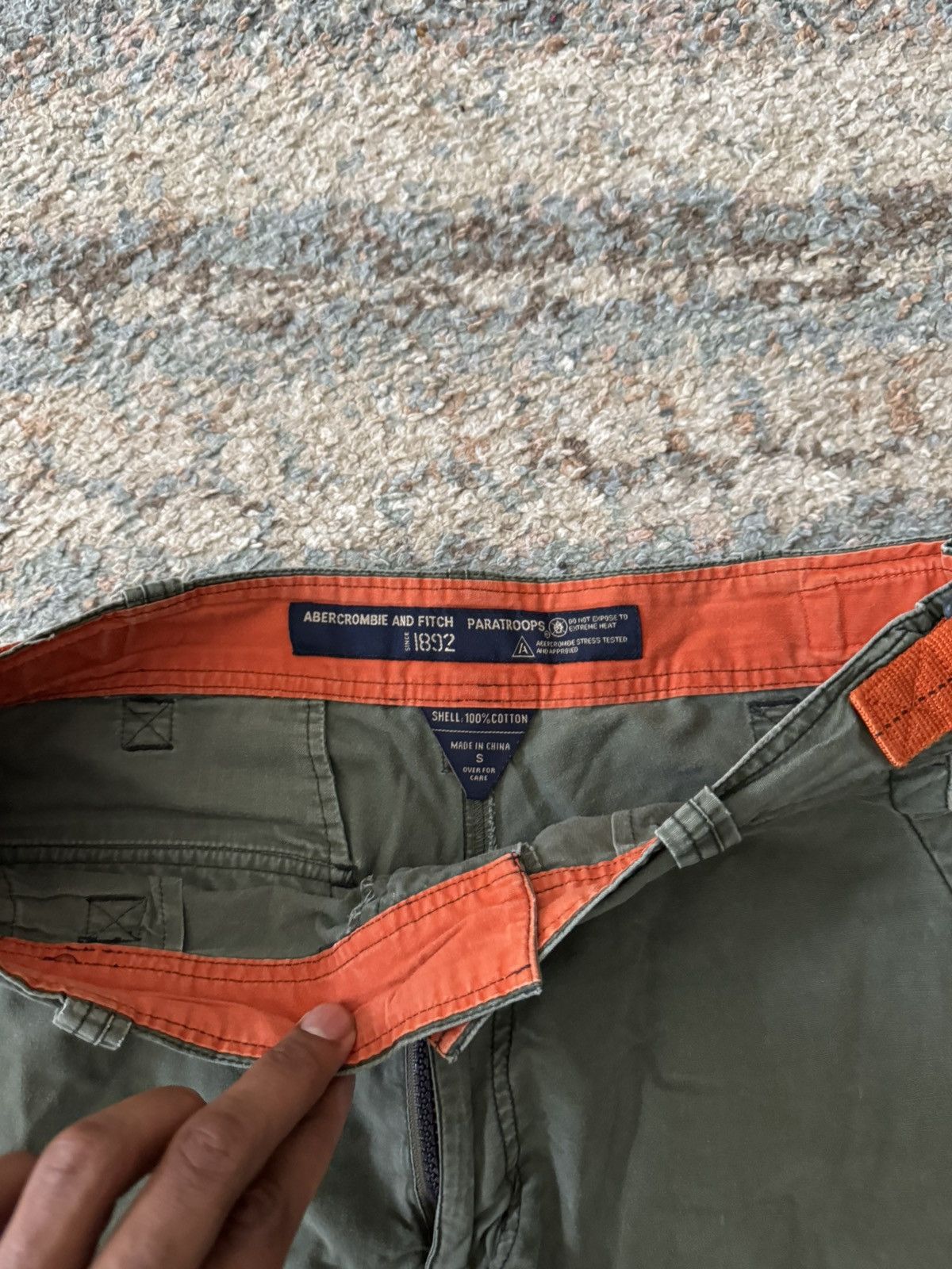 American Eagle Outfitters VTG Y2K Abercrombie Cargo Green Paratrooper Shorts 32 Orange Size US 32 / EU 48 - 4 Thumbnail