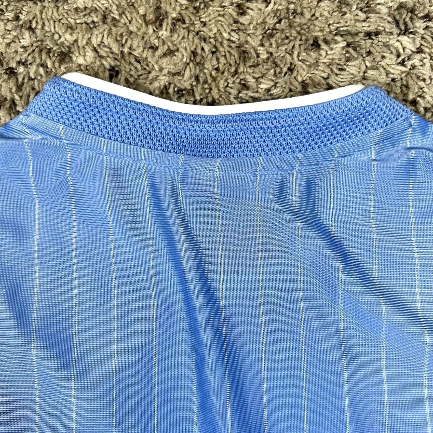 Nike Nike Blue Jersey T-Shirt Medium Women’s Short Sleeve Embroidered Swoosh Soccer Shirt Jersey Updated 100y Polyester Activewear Club Sports Size M / US 6-8 / IT 42-44 - 7 Thumbnail