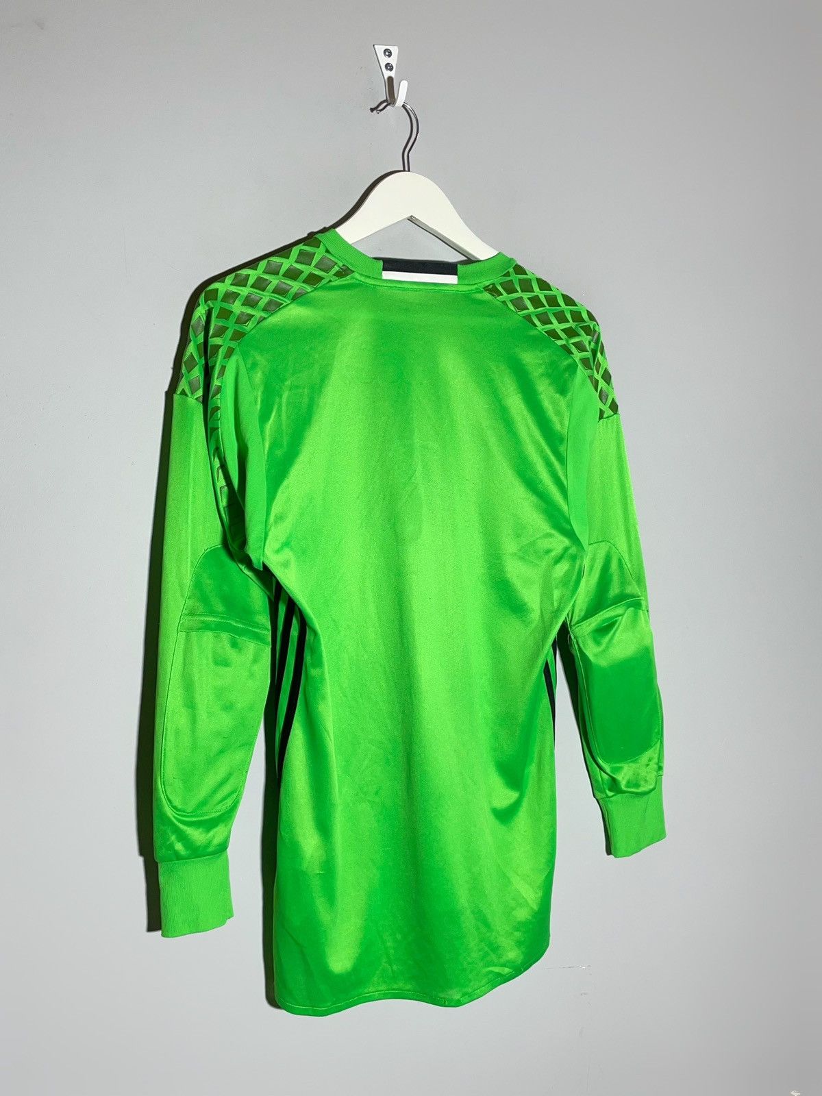 Adidas National Team Belgium Adidas 2016 Football Long Sleeve Size US S / EU 44-46 / 1 - 12 Thumbnail