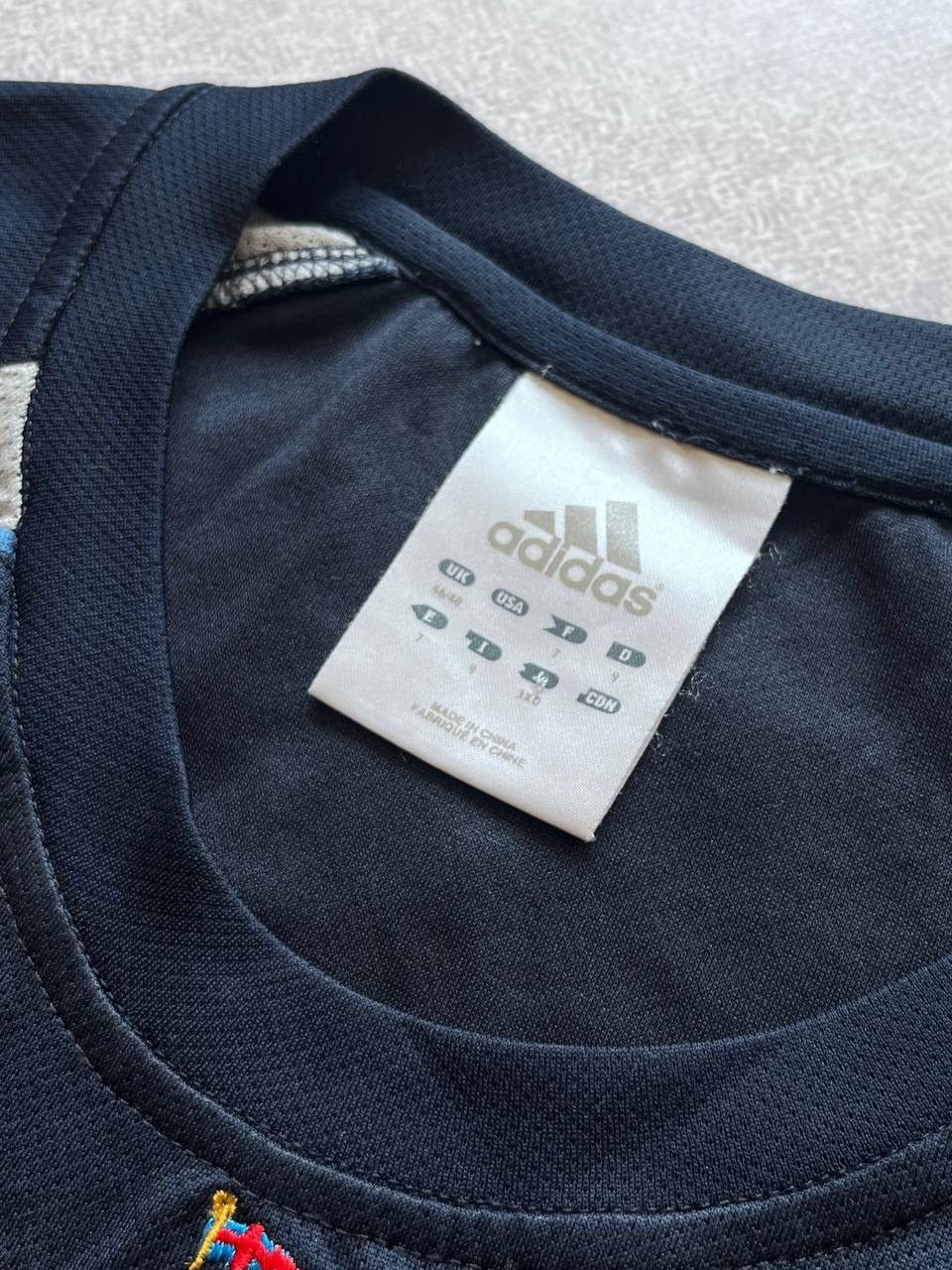 Adidas Vintage Adidas New Castle Jersey T-shirt Block M Size US M / EU 48-50 / 2 - 3 Thumbnail