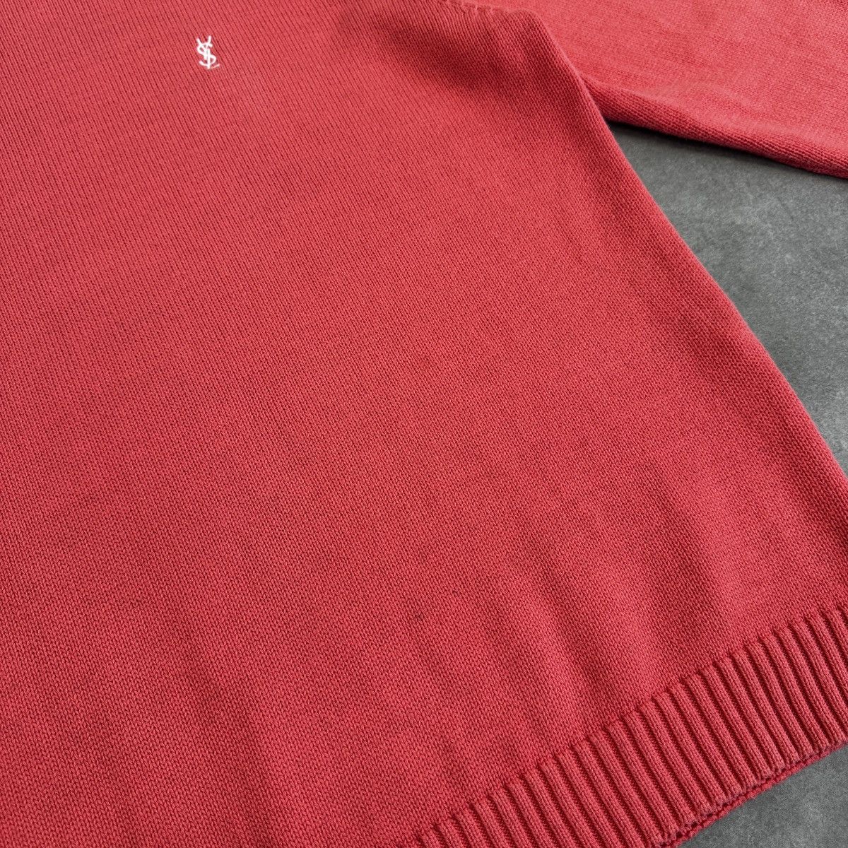 Yves Saint Laurent Yves Saint Laurent YSL Men Knitted Pink Sweater Size L Size US L / EU 52-54 / 3 - 10 Thumbnail