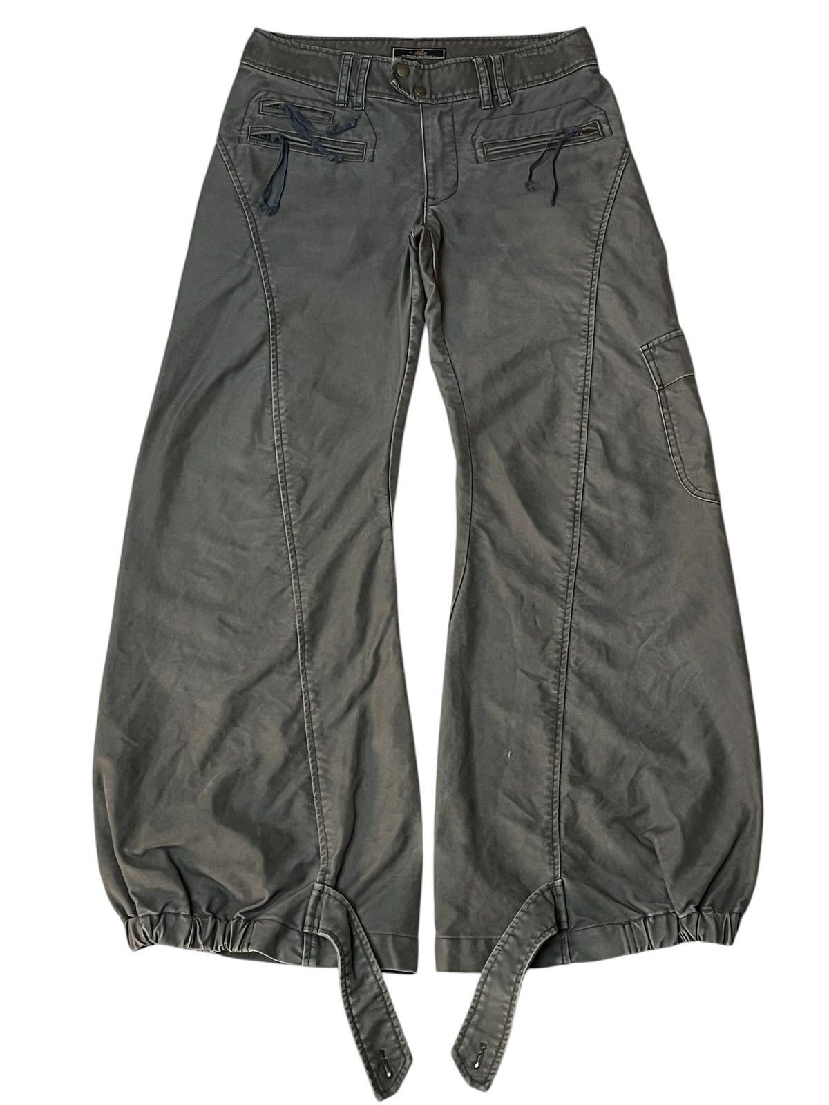 Japanese Brand Japanese apparel brand MIN-RNA INC flared Y2K cargo pant Size US 30 / EU 46 - 1 Thumbnail