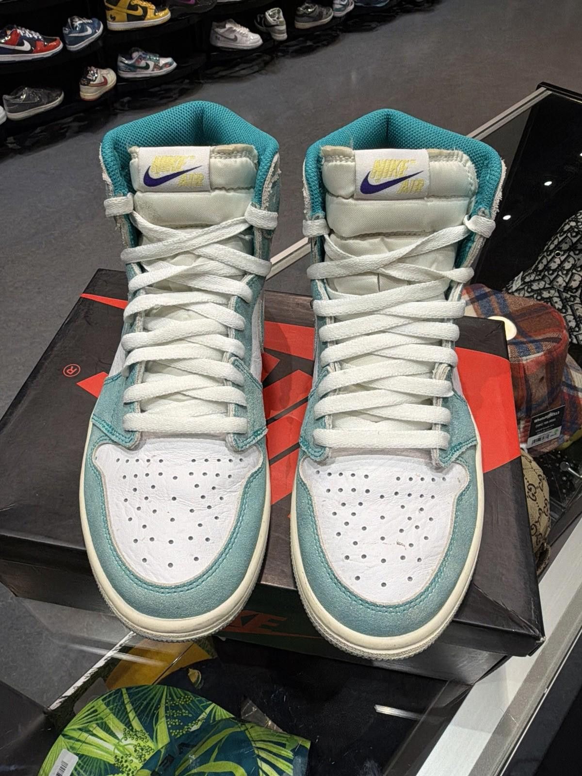 Nike Jordan 1 Retro High OG 555088-311 Size 8.5 Turbo Green Size US 8.5 / EU 41-42 - 9 Thumbnail