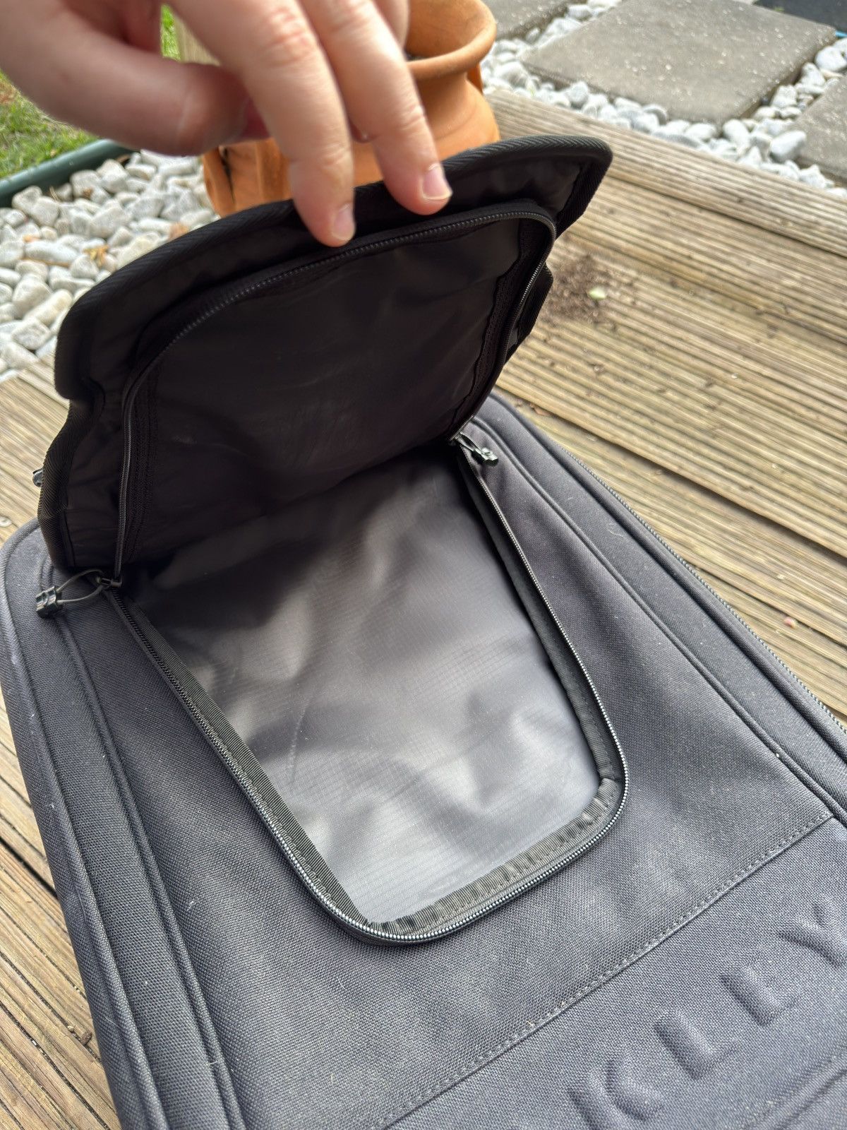 Oakley Oakley bag 26L Rolling Luggage Roller vintage y2k retro Size ONE SIZE - 8 Thumbnail