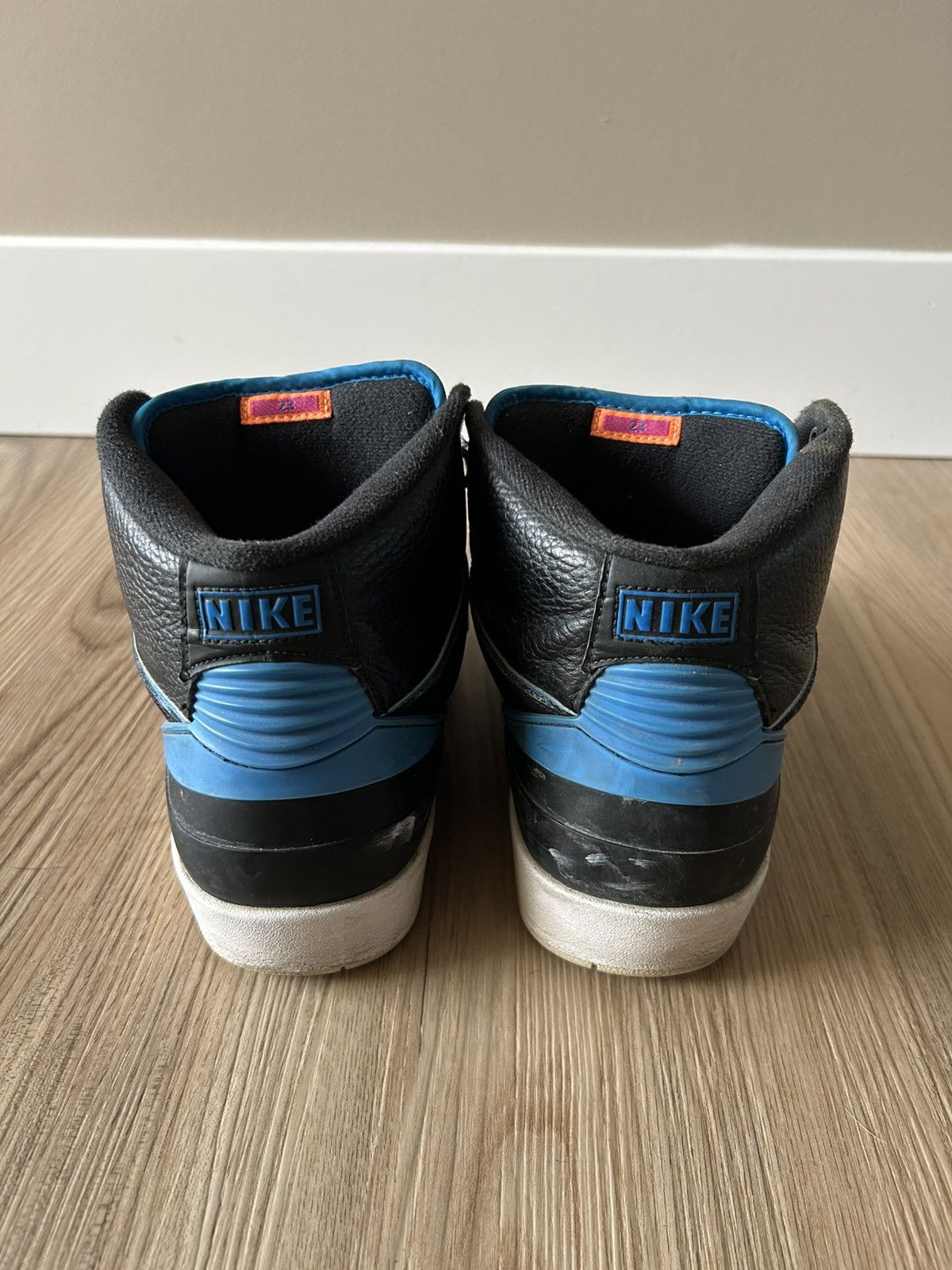 Jordan Brand Jordan 2 Retro Radio Raheem 2015 Size US 10 / EU 43 - 3 Thumbnail
