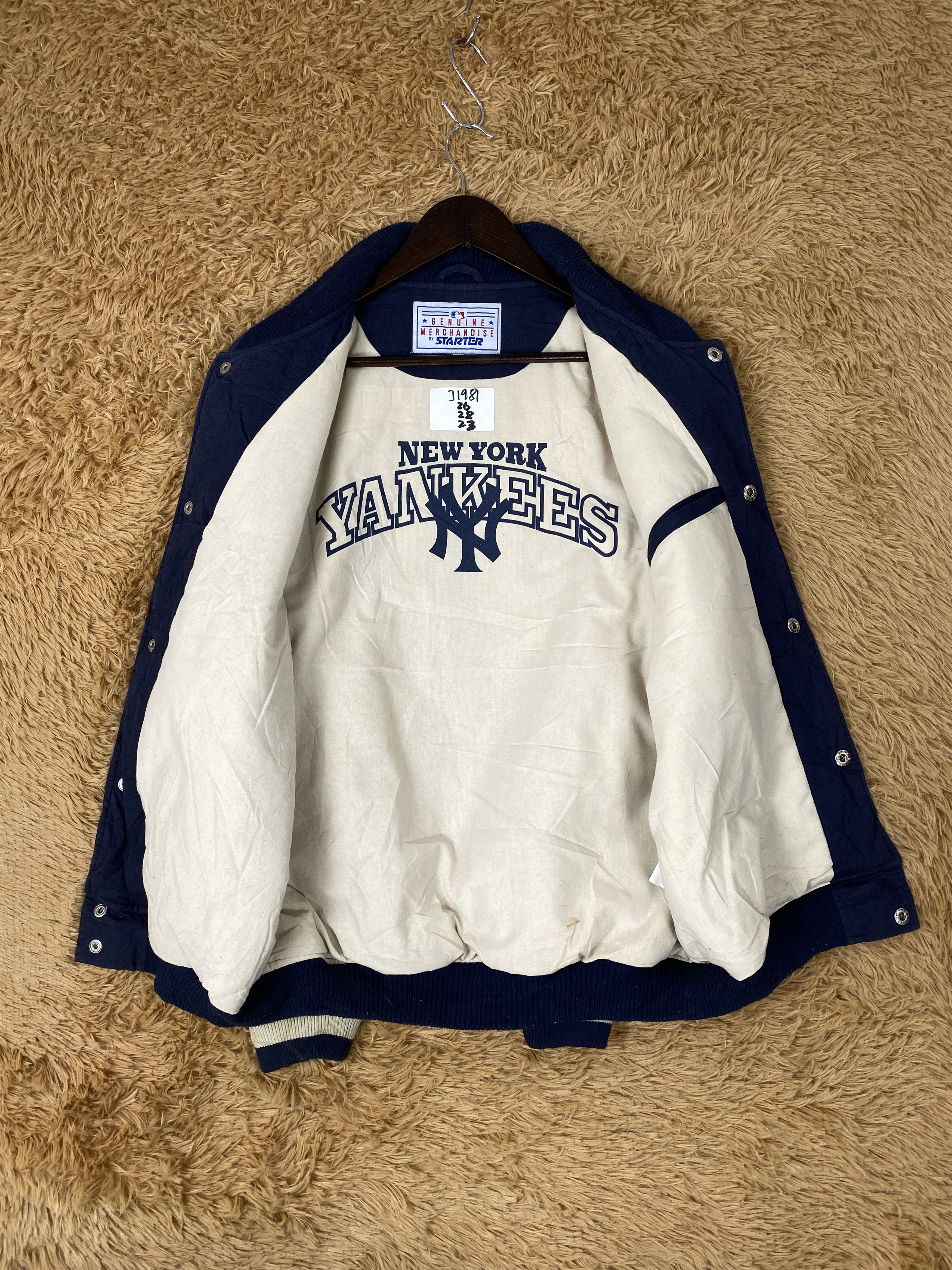MLB Vintage New York Yankees Baseball Varsity Jacket J1981 Size US L / EU 52-54 / 3 - 8 Thumbnail