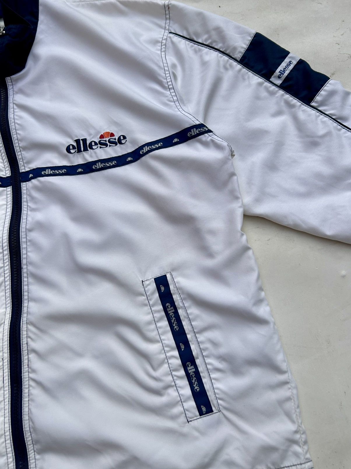Ellesse × Vintage Vintage Ellesse Nylon Zipper Jacket Size US L / EU 52-54 / 3 - 4 Thumbnail