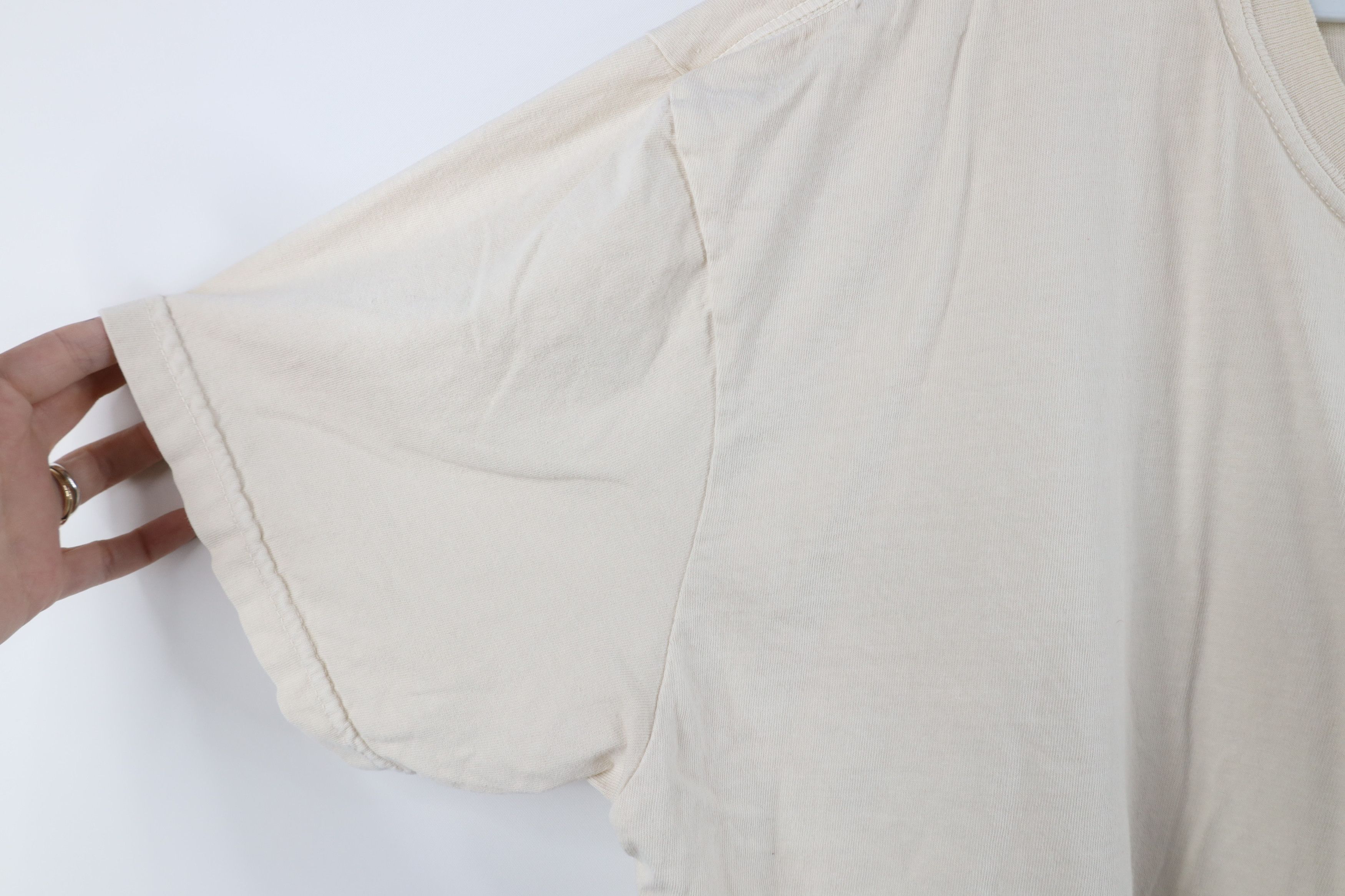 Vintage Vintage 90s Streetwear Short Sleeve T-Shirt Beige Cotton Size US XL / EU 56 / 4 - 6 Thumbnail