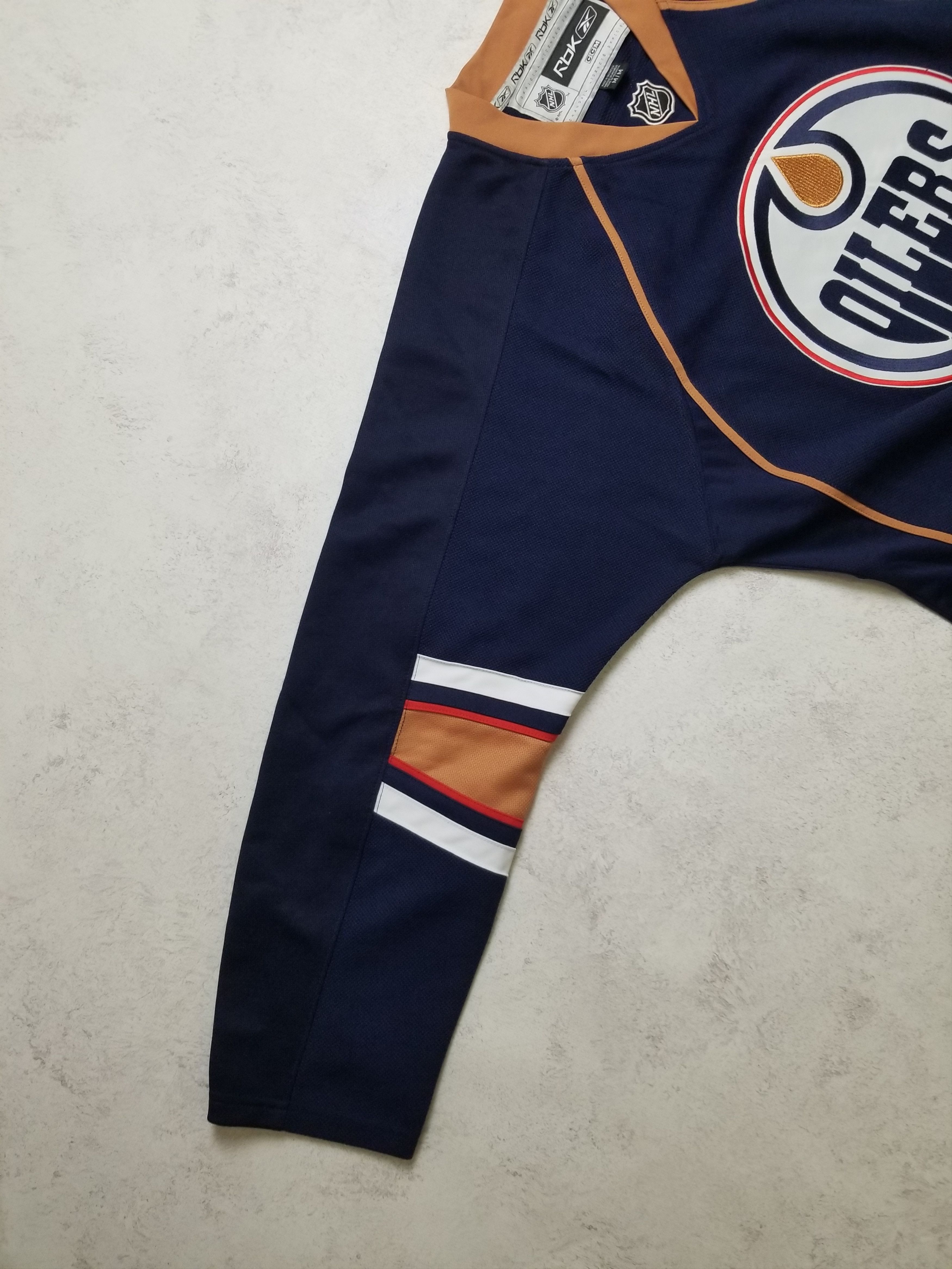Reebok CCM Premier NHL Edmonton Oilers Alternate Hockey Jersey Size US M / EU 48-50 / 2 - 5 Thumbnail