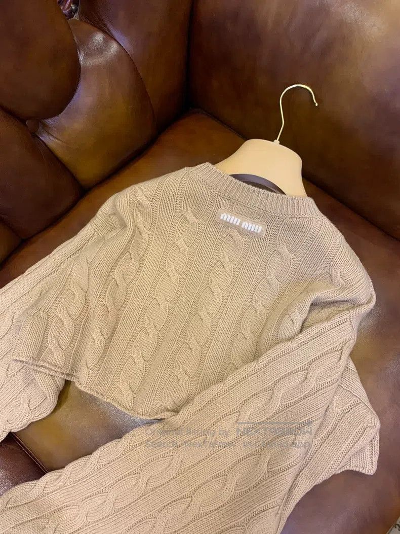 Miu Miu Miu Miu 36 Knitted sweater Size XS / US 0-2 / IT 36-38 - 8 Thumbnail