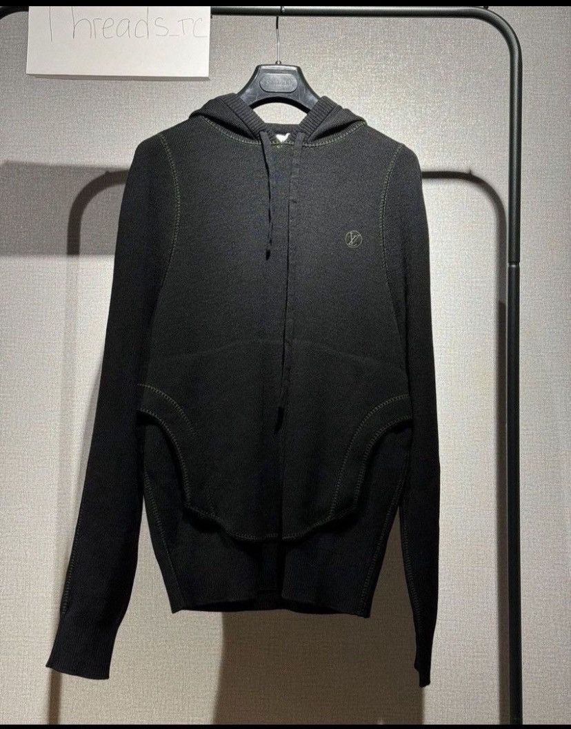 Louis Vuitton Louis Vuitton Black Hoodie Size US M / EU 48-50 / 2 - 4 Thumbnail