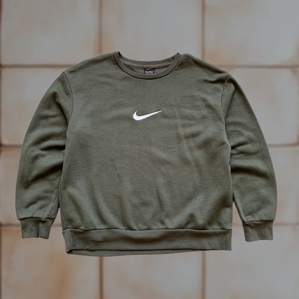 Nike VINTAGE Nike Center Logo Sweater Sweatshirt Men L Green Nike Shirt Mens L Sweatshirt Size US L / EU 52-54 / 3 - 1 Thumbnail