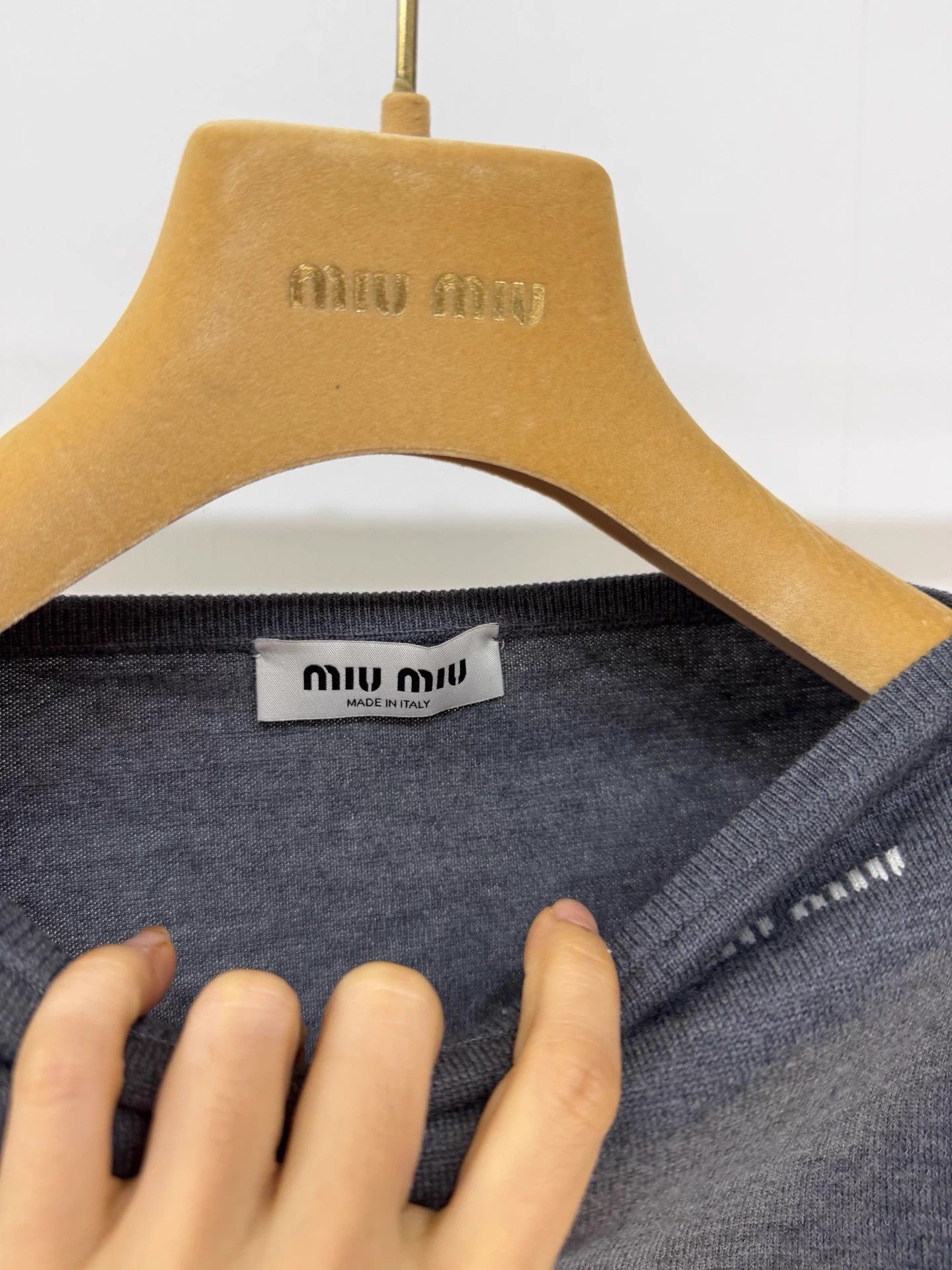 Miu Miu Miumiu Gray Logo One-Shoulder Knit Top 38 99 New Size XS / US 0-2 / IT 36-38 - 3 Thumbnail