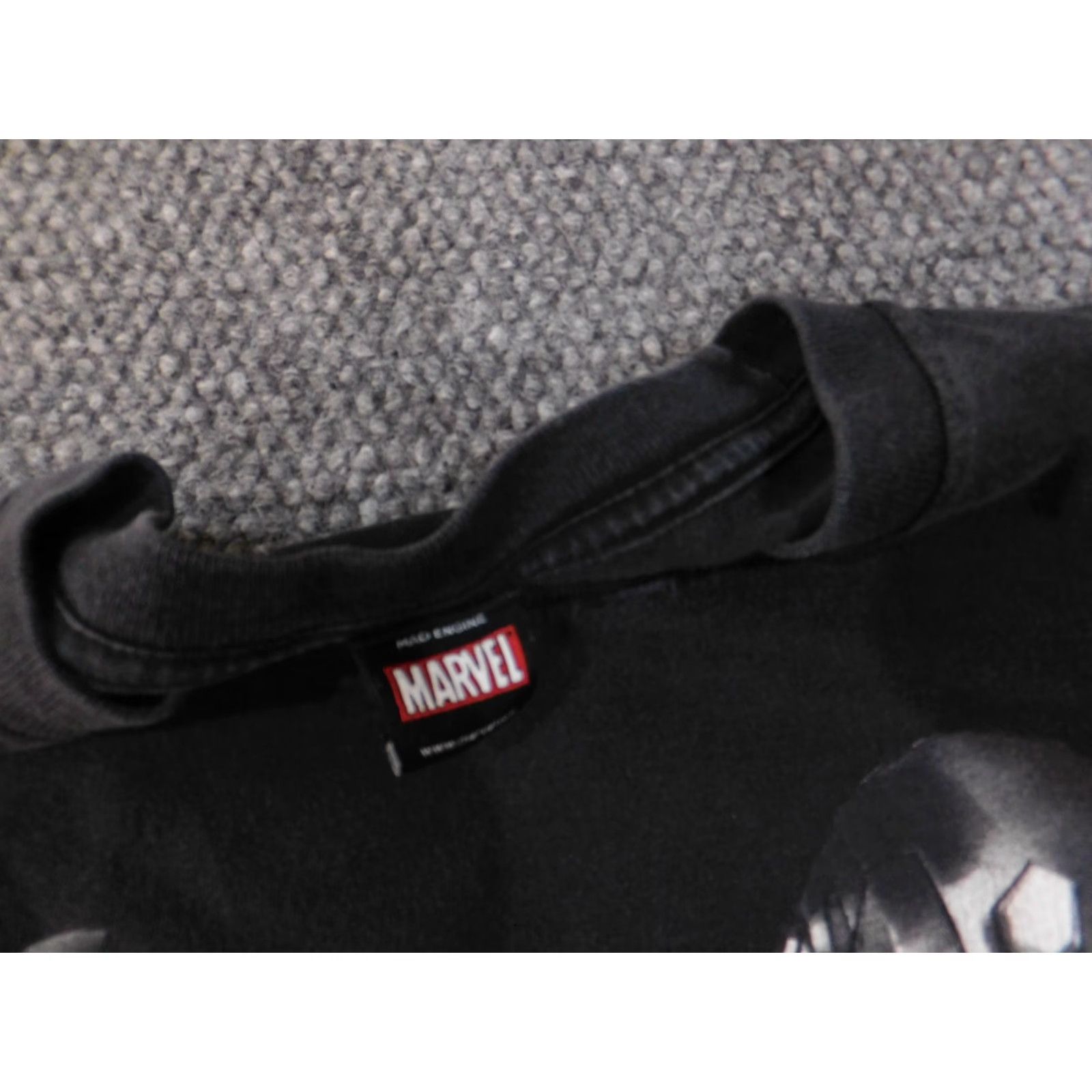 Vintage VINTAGE Marvel Shirt XL Mens Captain America Wolverine 90s Crew Neck Short Sleeve Black Cotton Logo T-Shirt Size US XL / EU 56 / 4 - 7 Thumbnail