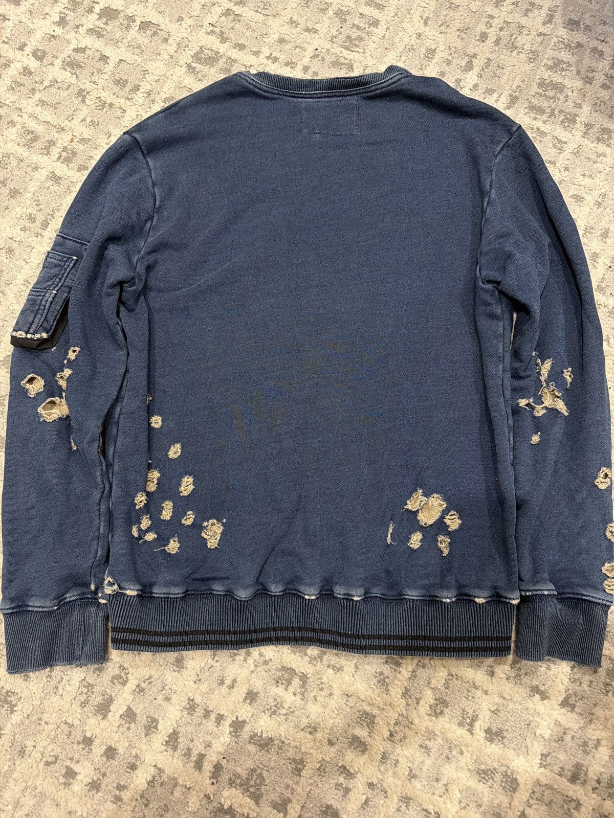 True Religion True Religion Distressed Crewneck Size US L / EU 52-54 / 3 - 2 Thumbnail