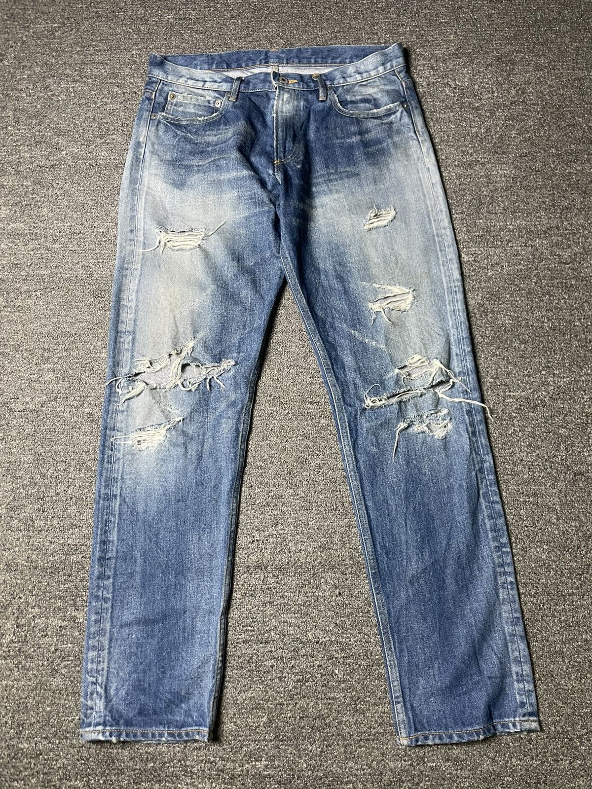URBAN RESEARCH Ripped Denim Jeans (91)