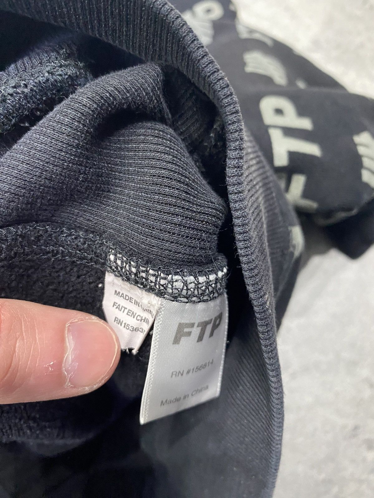 Fuck The Population × Undefeated FTP X undefeated fuckthepopulation hoodie all over OG Size US L / EU 52-54 / 3 - 8 Thumbnail