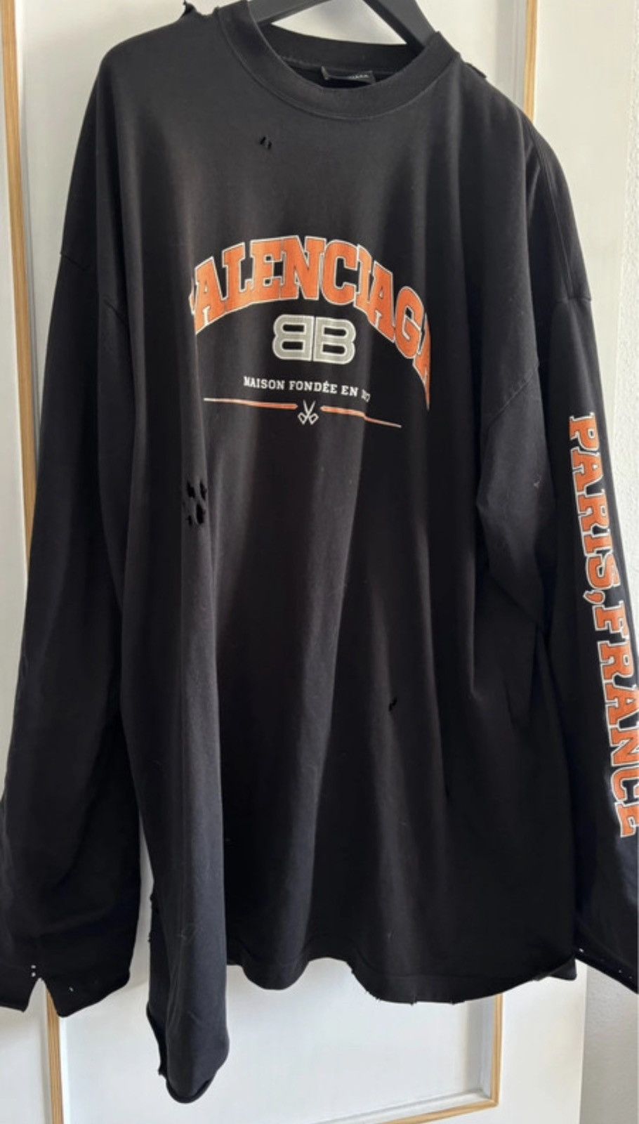 Balenciaga Balenciaga T-shirt Size US L / EU 52-54 / 3 - 7 Thumbnail