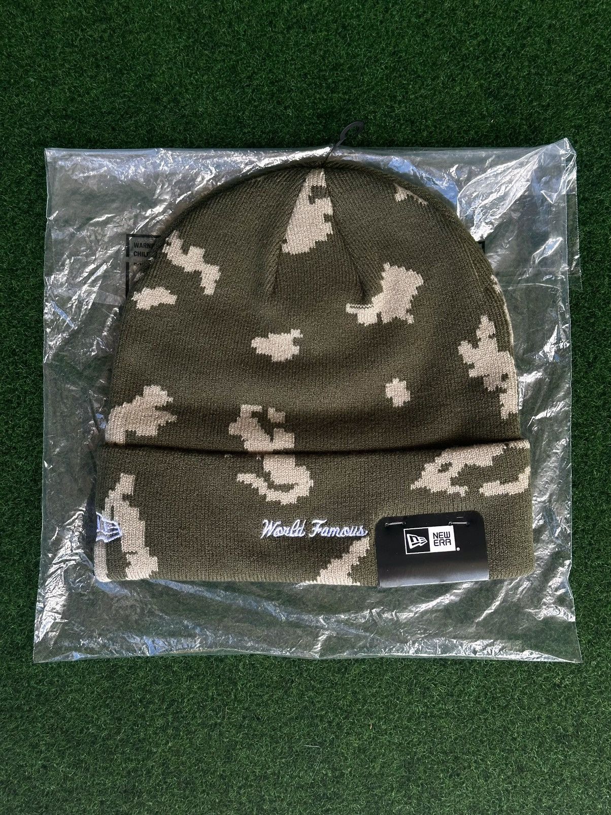 New Era × Supreme Olive Russian Camo Box Logo Beanie Size ONE SIZE - 2 Thumbnail