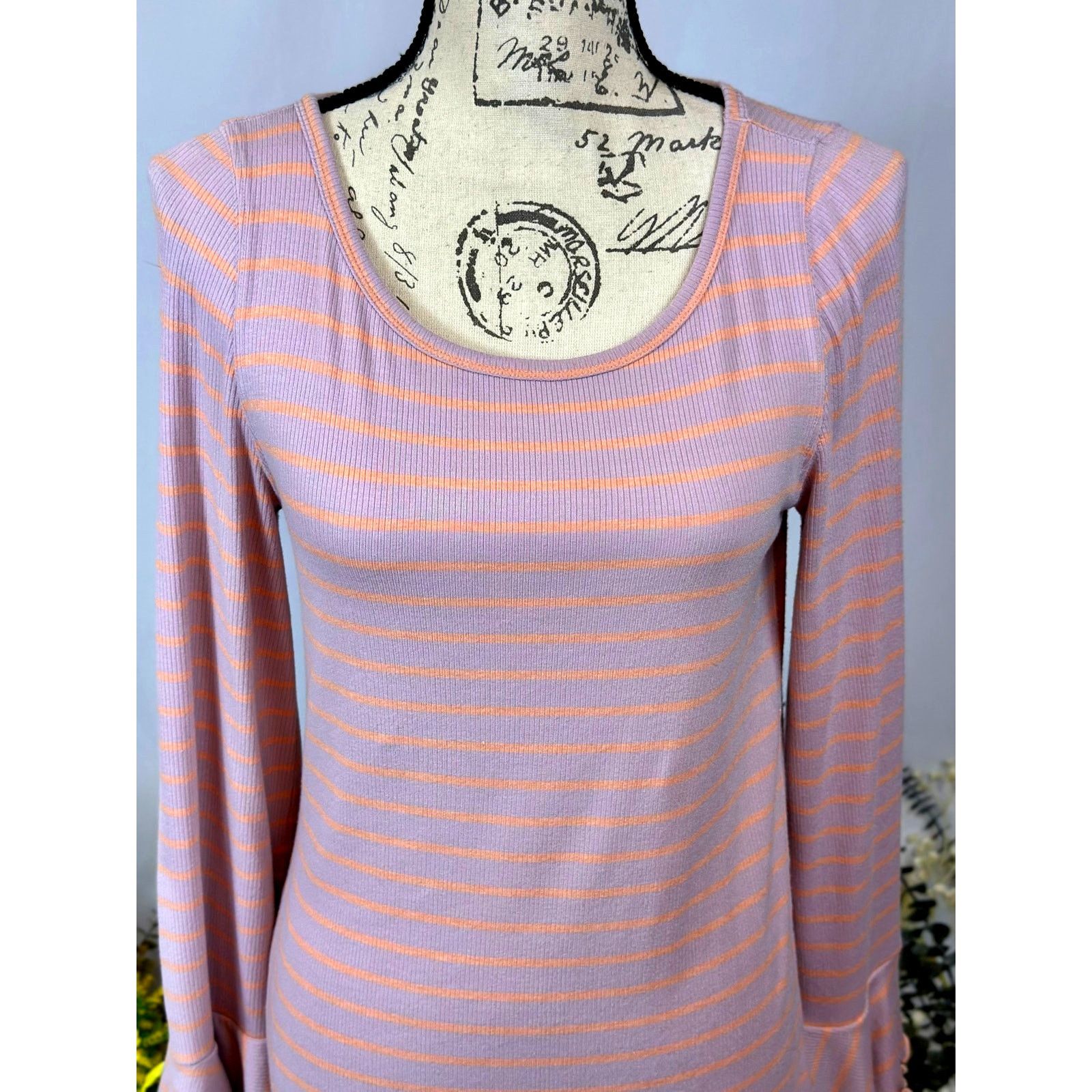 Free People Free People We the Free Good Find Ruffle Cuff Shirt Top L Size L / US 10 / IT 46 - 7 Thumbnail