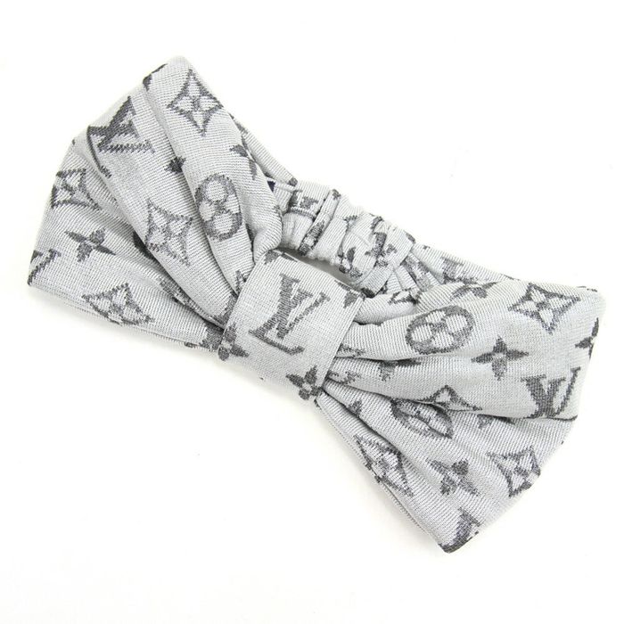 Louis Vuitton Scrunchie Be Mindful Silk Women's Hair Tie Monogram