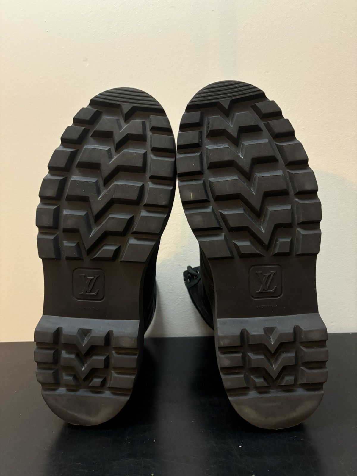 Louis Vuitton Louis Vuitton Monogram Nubuck Landscape Ranger Boots Black Size US 10.5 / EU 43-44 - 6 Thumbnail