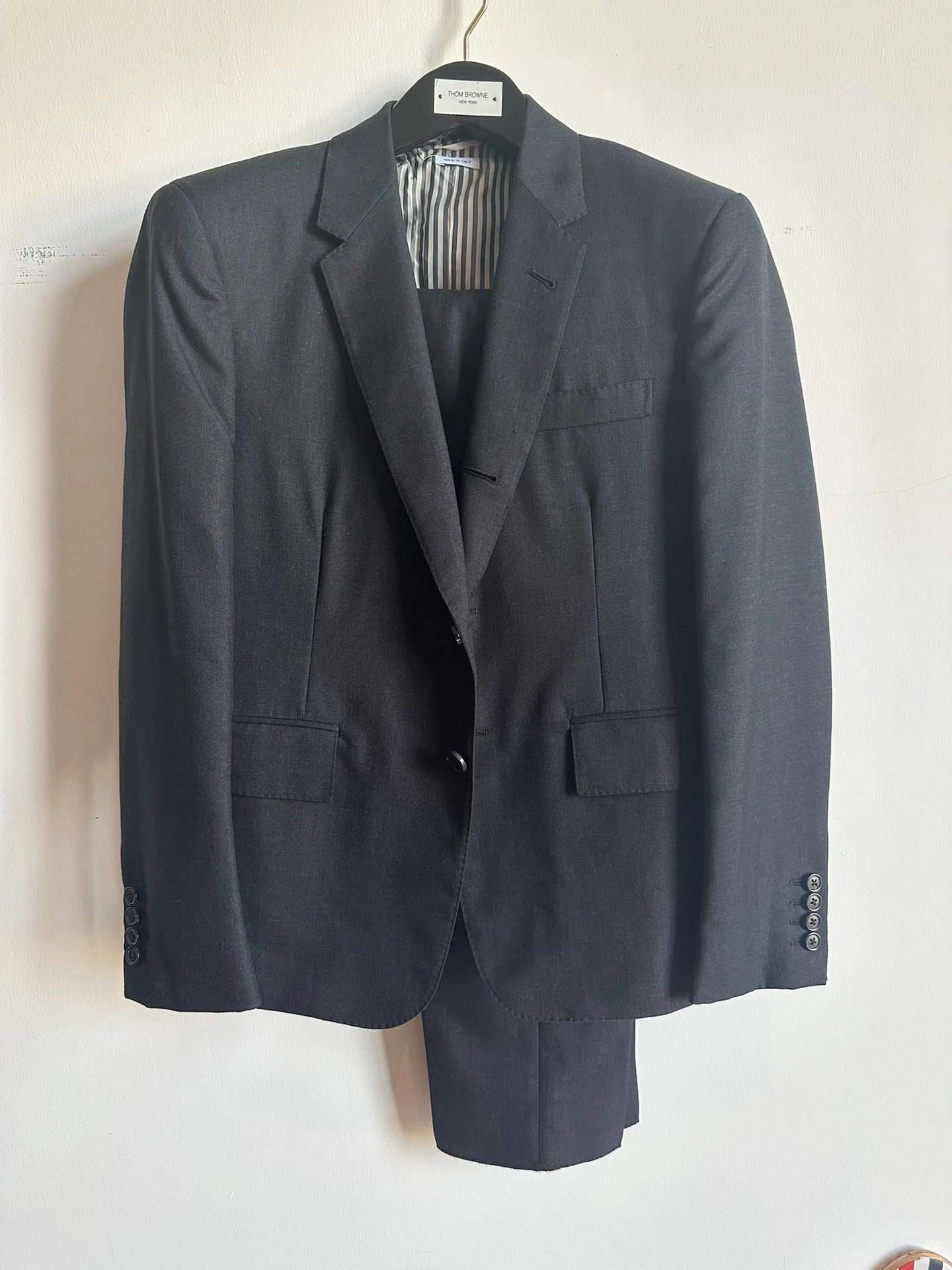 Thom Browne Thom Browne Classic Solid Charcoal Slim Fit Suit Size 2 Size US M / EU 48-50 / 2 - 1 Thumbnail
