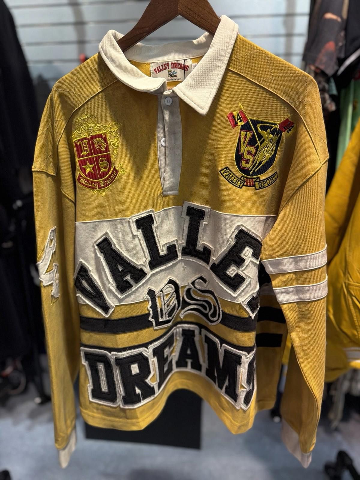 Vale Vale Forever Valley Dreams Rugby Long-Sleeve Tee Yellow (L) Size US L / EU 52-54 / 3 - 2 Thumbnail