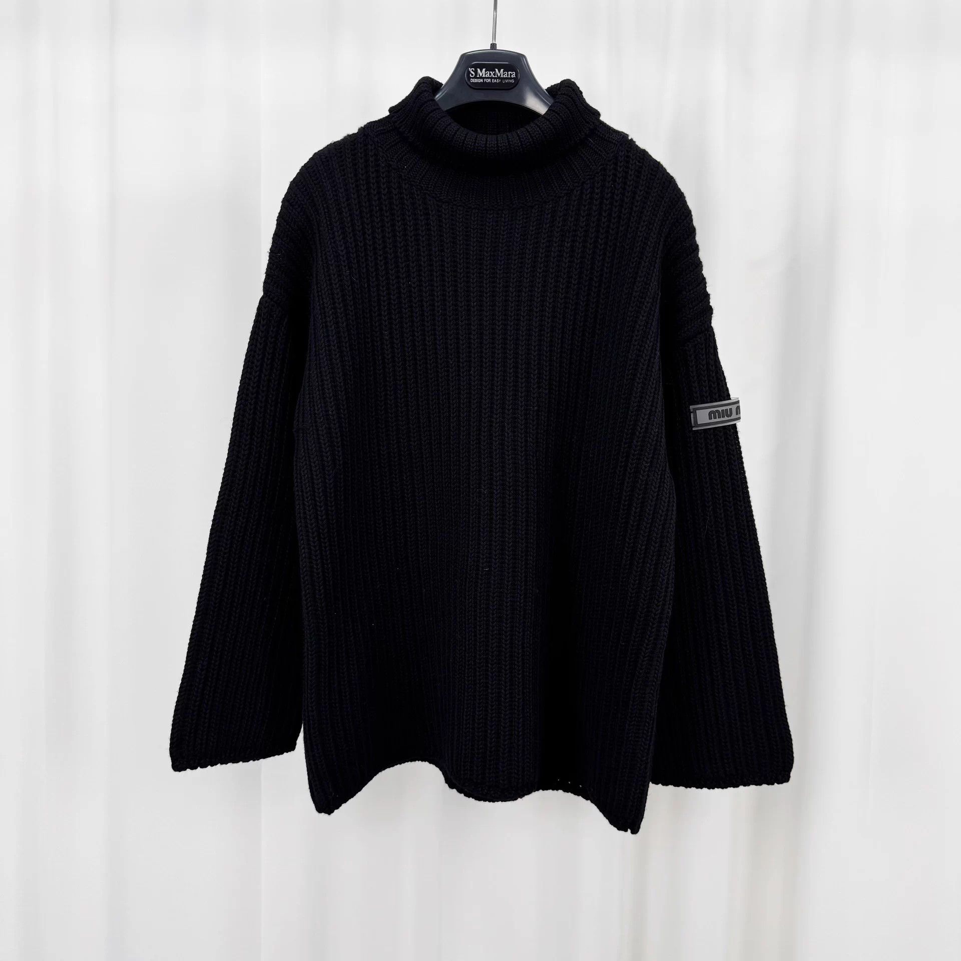 Miu Miu Miu Miu Logo Turtleneck Knit Sweater Women's 40 Size S / US 4 / IT 40 - 1 Thumbnail