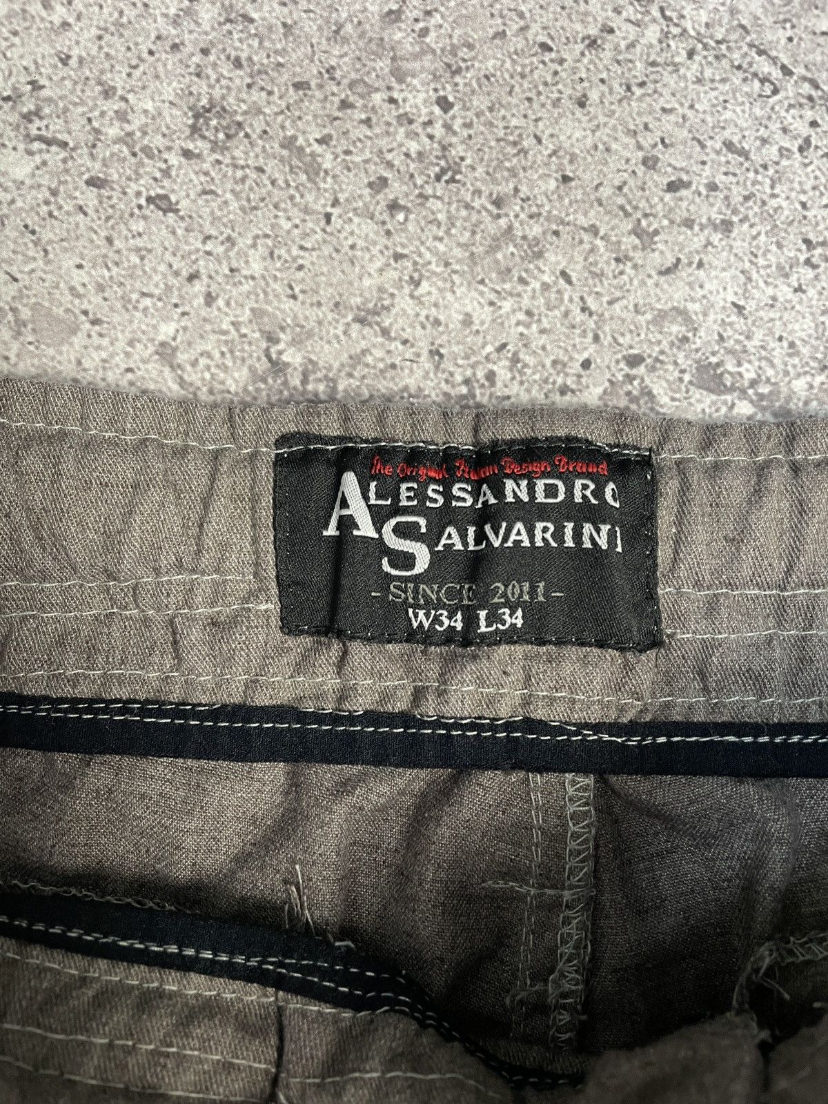 Vintage Vintage Like Diesel 00s Baggy Fit Cargo Pants Jeans Size US 34 / EU 50 - 11 Thumbnail