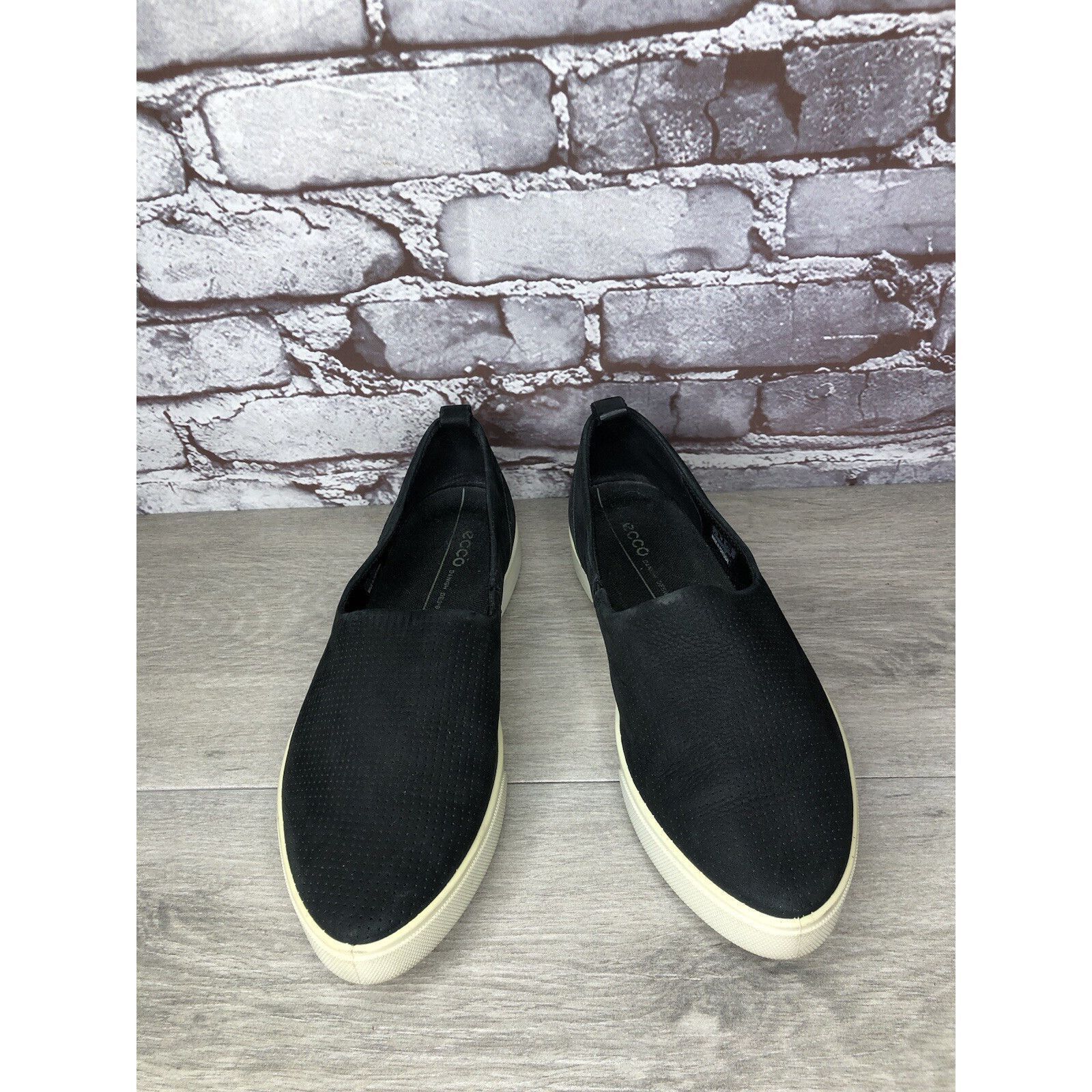 Ecco Ecco Danish Design Black Leather Slip On Casual Sneakers Sho Size US 7.5 / IT 37.5 - 11 Thumbnail
