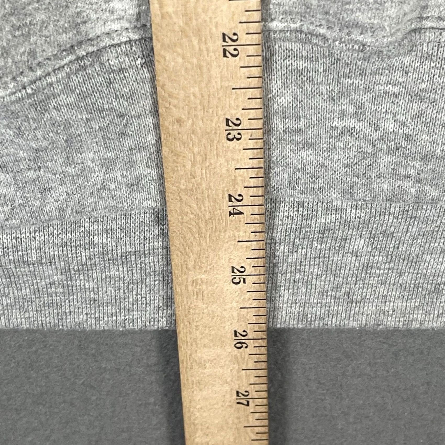 Champion VINTAGE Champion Yale Hoodie Sweatshirt Large Gray SpellOut Pullover Preppy VTG Mens L Gray Size US L / EU 52-54 / 3 - 8 Thumbnail