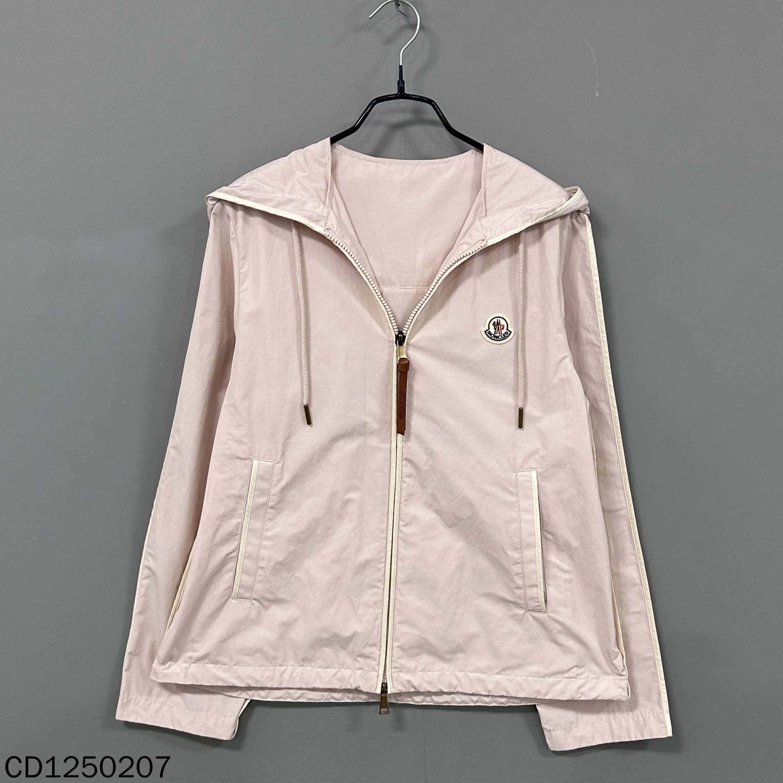 Moncler Moncler ss26 logo zip jacket Women's 0 99 new Size XS / US 0-2 / IT 36-38 - 1 Thumbnail