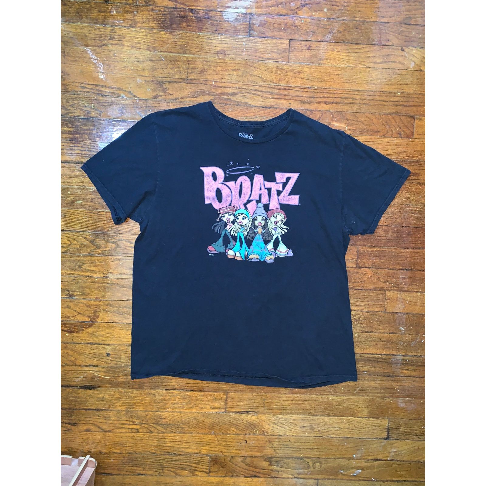 Other Bratz Graphic T-Shirt Mens XL Black Y2K Cartoon Girls Size US L / EU 52-54 / 3 - 1 Thumbnail