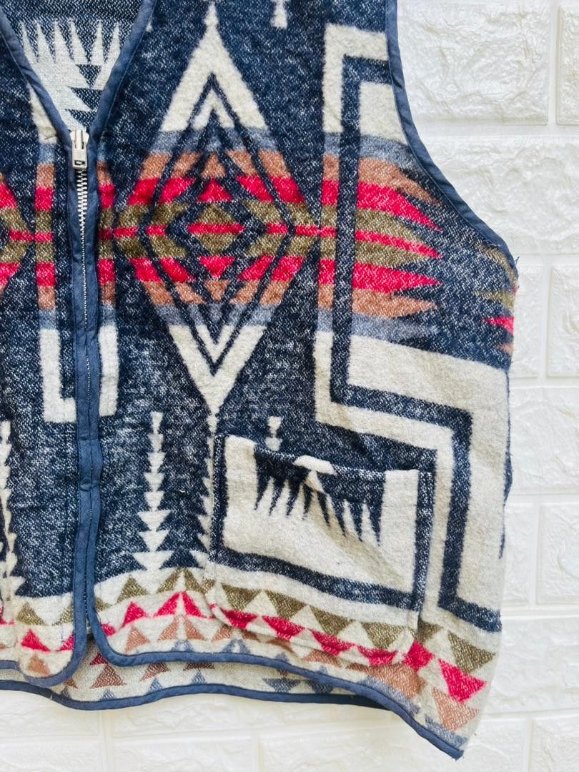 Japanese Brand × Vintage Vintage Multicolour Vest Designer Fashion Style Size US M / EU 48-50 / 2 - 5 Thumbnail