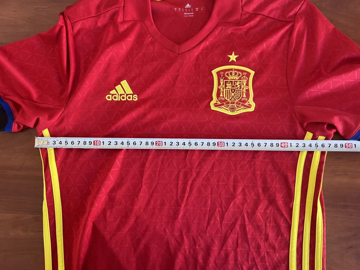 Adidas 2015/16 Adidas Spain Team Home Soccer Jersey Men’s Size S Size US S / EU 44-46 / 1 - 9 Thumbnail