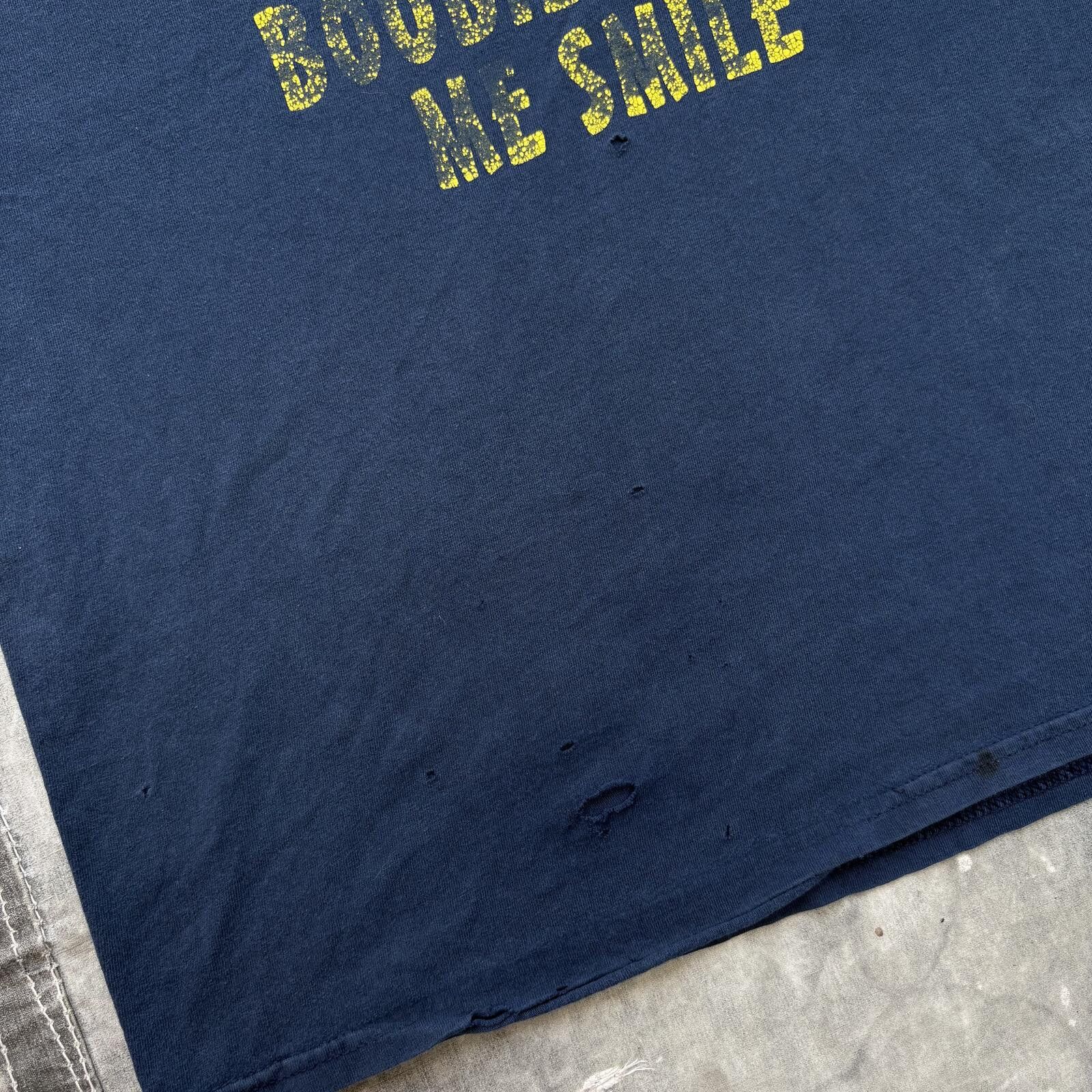 Vintage Vintage Y2K Distressed Boobies Make Me Smile Funny Sex Shirt Size US XL / EU 56 / 4 - 5 Thumbnail