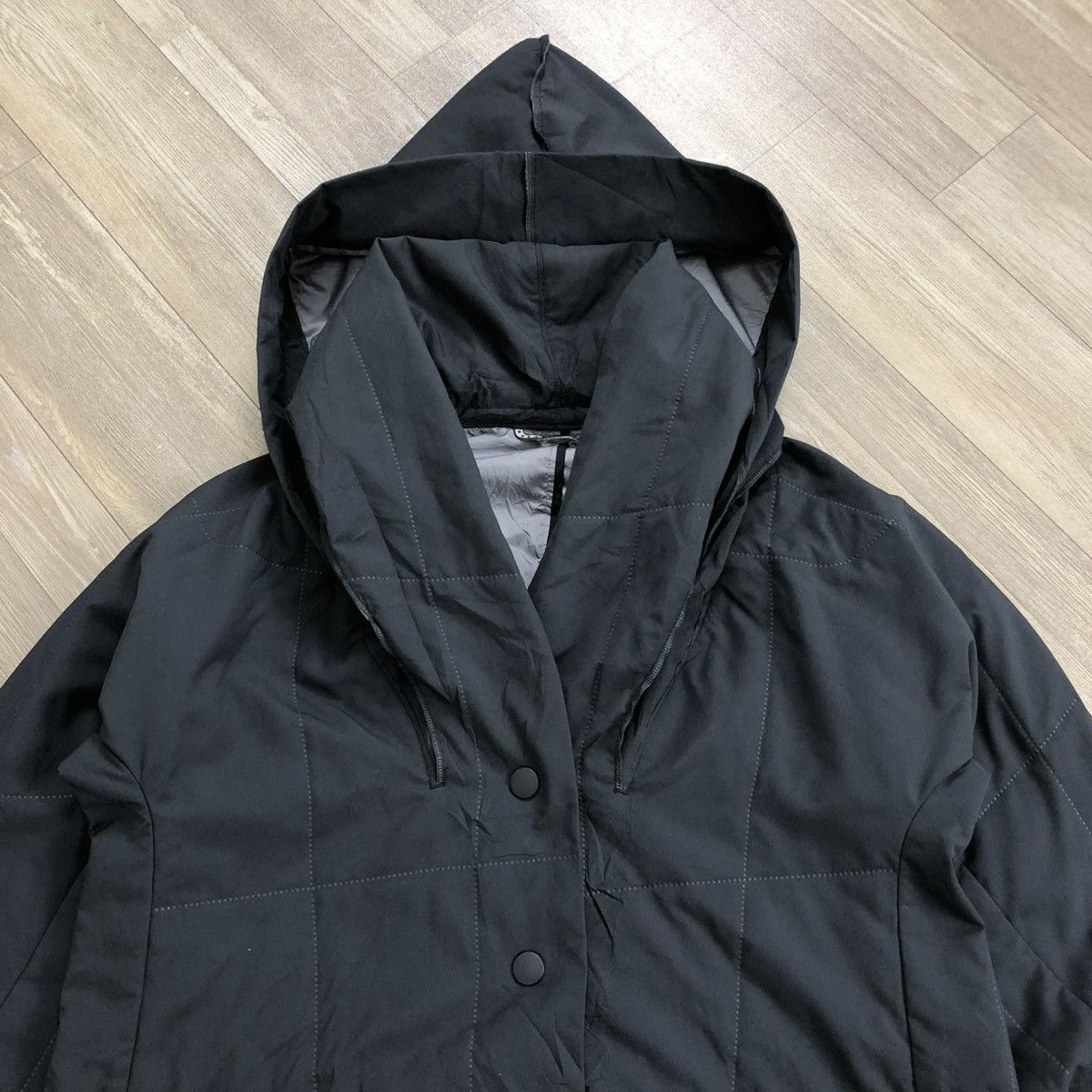 Issey Miyake × Pleats Please Issey Miyake RARE💥 Pleats Please Issey Miyake Quilted Polyester Jacket Size US L / EU 52-54 / 3 - 2 Thumbnail