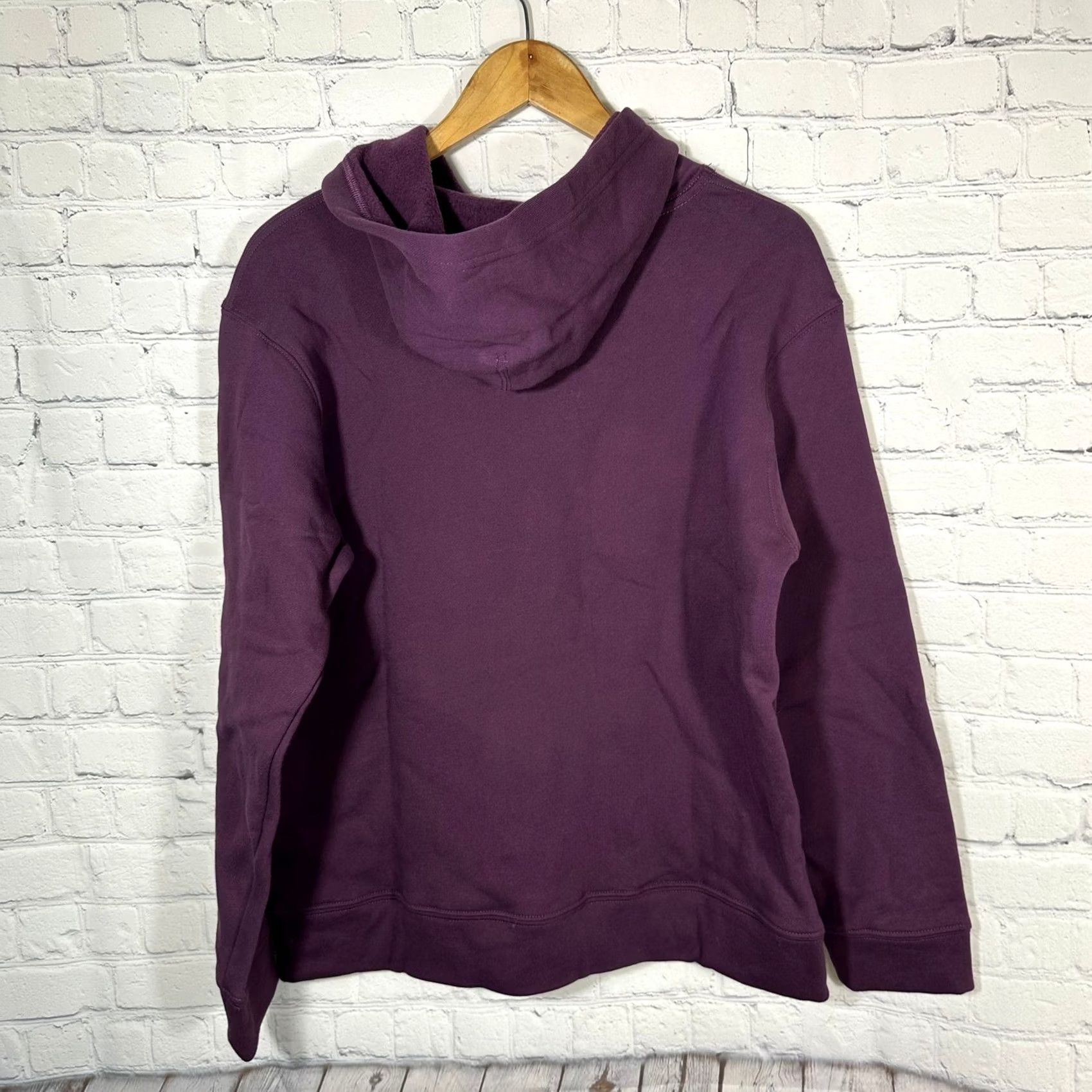 Vintage American Giant Hoodie Purple 100% Cotton Pullover M Men Regular Size US M / EU 48-50 / 2 - 7 Thumbnail