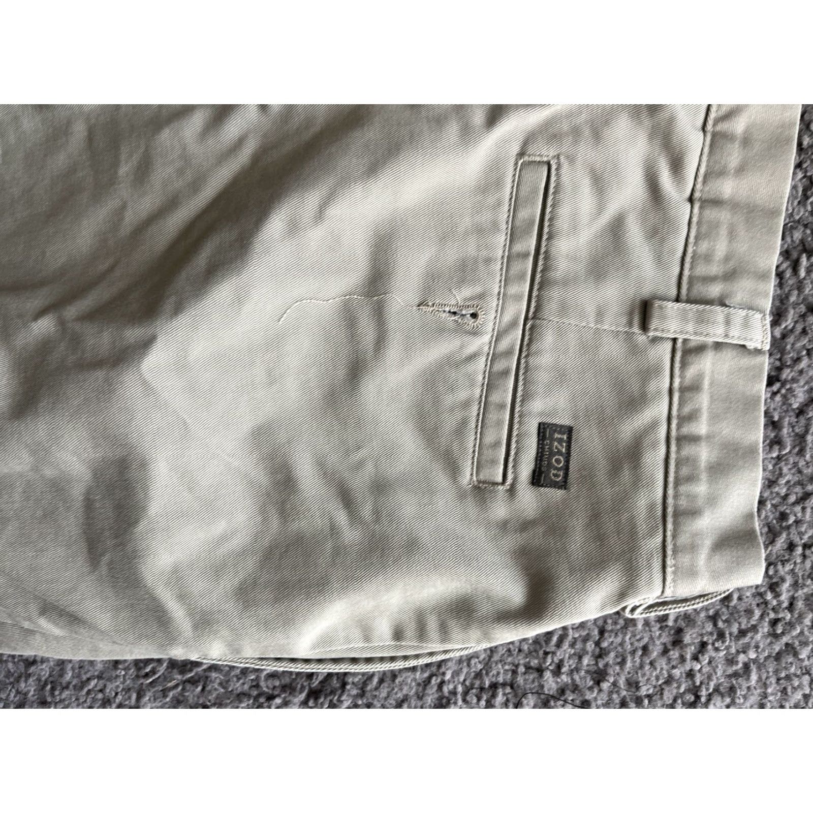 Izod Men’s IZOD 38x30 Khaki Cotton No-Iron Pleated Chino Pants EUC Size US 38 / EU 54 - 5 Thumbnail