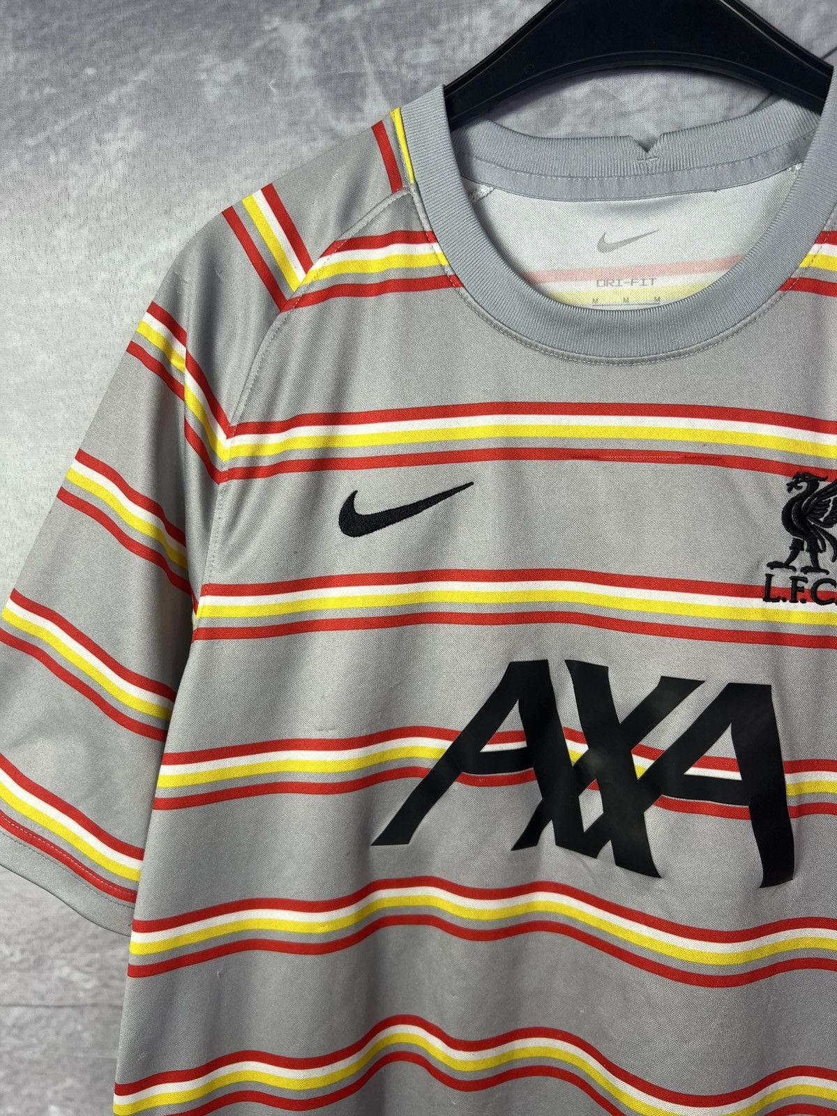 Nike Nike Liverpool 2021/22 Prematch Soccer Jersey Tshirt Size US M / EU 48-50 / 2 - 4 Thumbnail