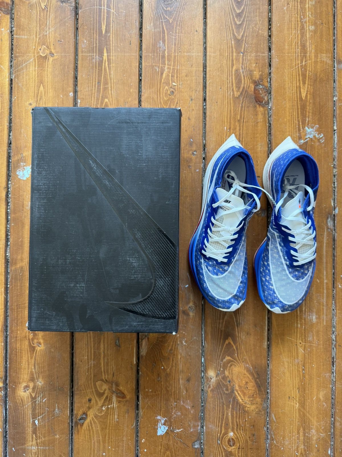 Nike Nike ZoomX Vaporfly Next Size US 10 / EU 43 - 2 Thumbnail