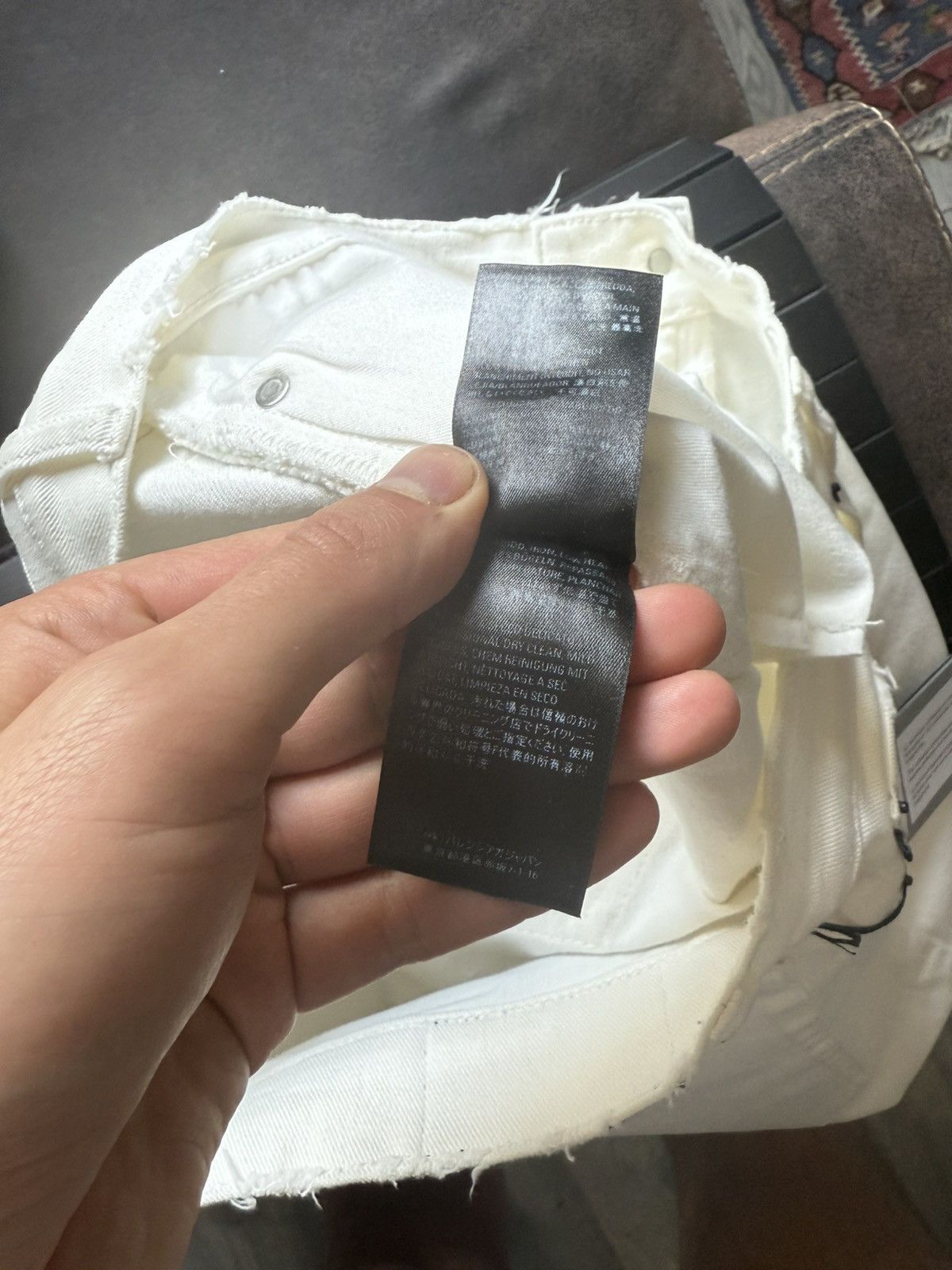 Balenciaga White Denim Jeans with Raw Hem Detail Size US 34 / EU 50 - 19 Thumbnail