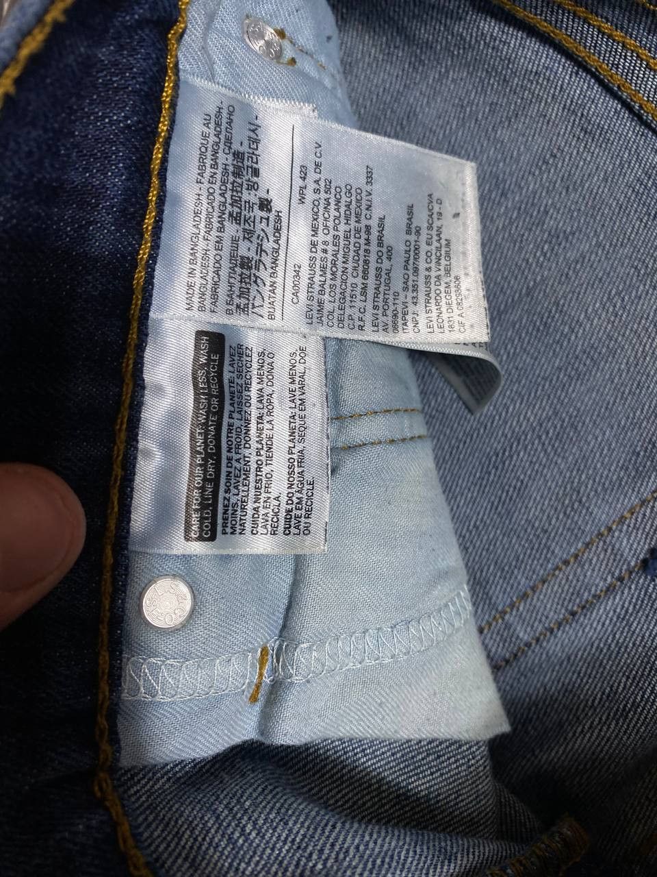 Levi's × Vintage vINTAGE Levi’s Retro Y2K Men`s Blue Denim Jeans Size US 32 / EU 48 - 21 Thumbnail