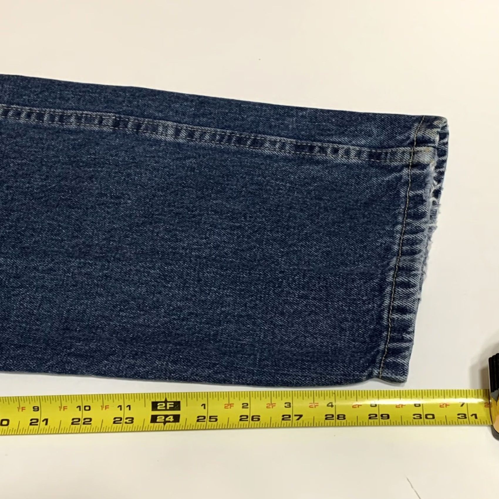 Wrangler VINTAGE Wrangler Rugged Wear Jeans 40x30 Blue Denim Distressed Classic Fit Mens Jeans Size US 40 / EU 56 - 6 Thumbnail