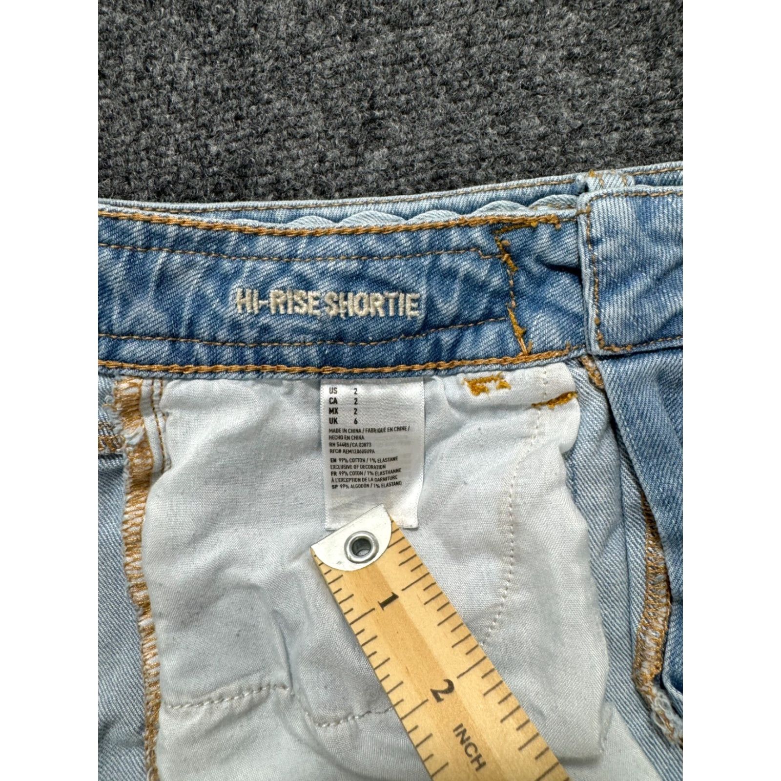 American Eagle Outfitters VINTAGE American Eagle Shorties Women's 2 Light Blue Booty Braided Waist Hi Rise Casual Denim 2010s Womens Shorts Size US 4.5 / IT 34.5 - 7 Thumbnail