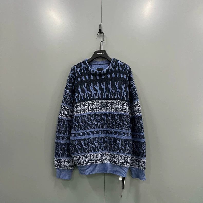 Givenchy Givenchy Chito collaboration color block round neck long s Size US S / EU 44-46 / 1 - 1 Thumbnail