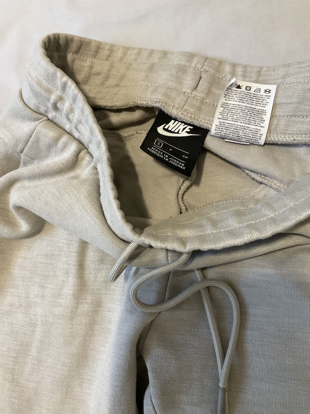 Nike Nike Sweatpants Size US 30 / EU 46 - 2 Thumbnail