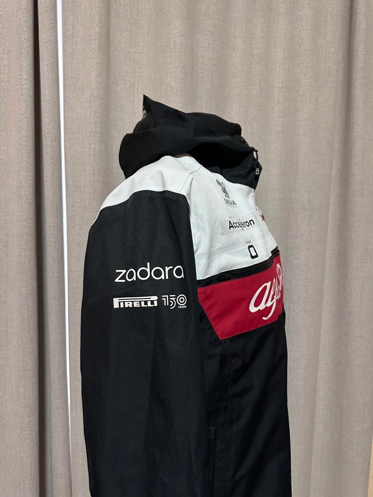 Formula 1 Alfa Romeo Racing Orlen F1 2021 Original Teamwear Jacket M Size US M / EU 48-50 / 2 - 5 Thumbnail