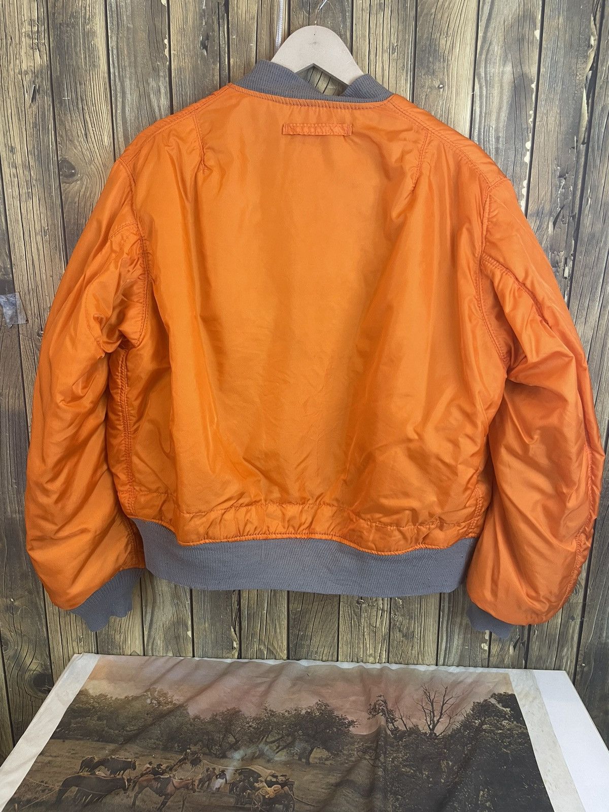 Vintage Vintage alpha industries reverse Bomber Jacket made in USA Size US L / EU 52-54 / 3 - 12 Thumbnail